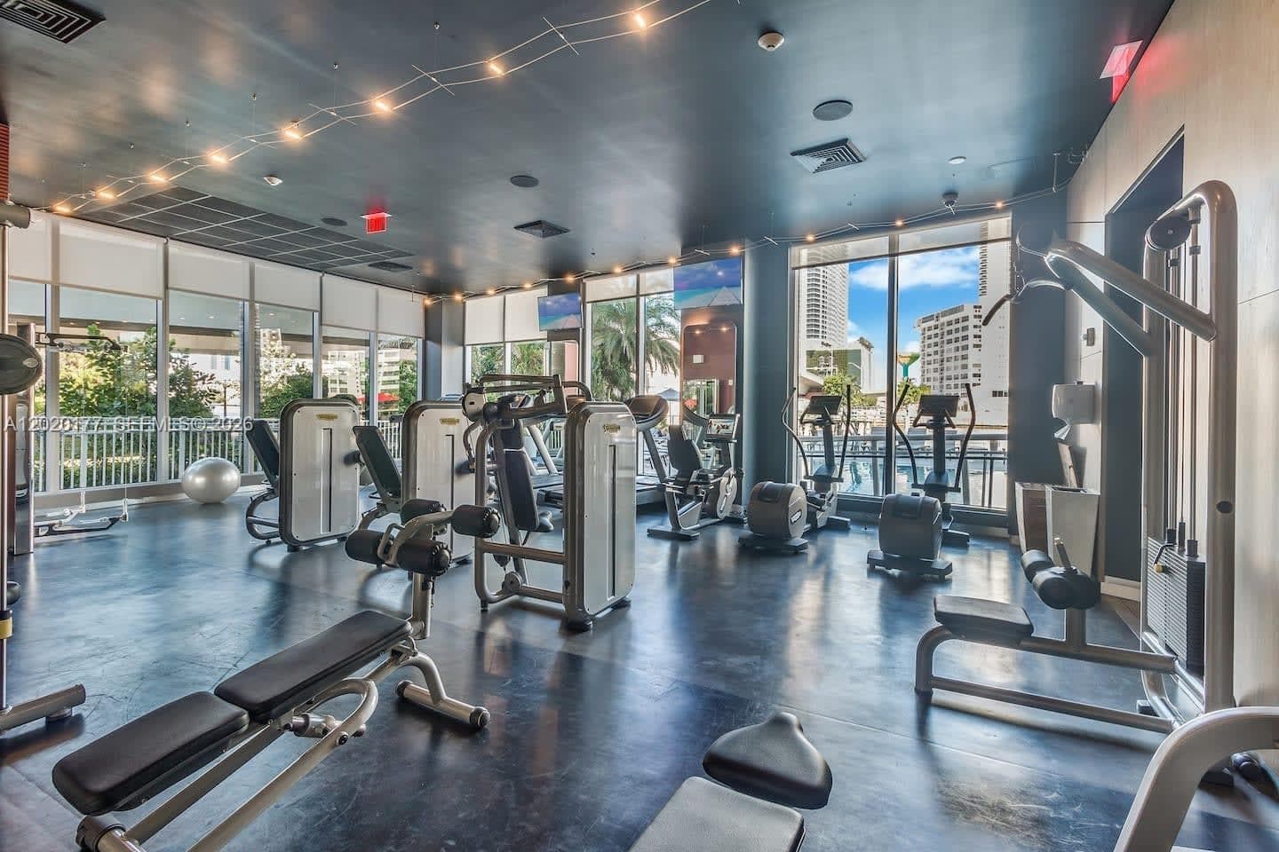 2602 E Hallandale Beach Blvd R2604 photo 23