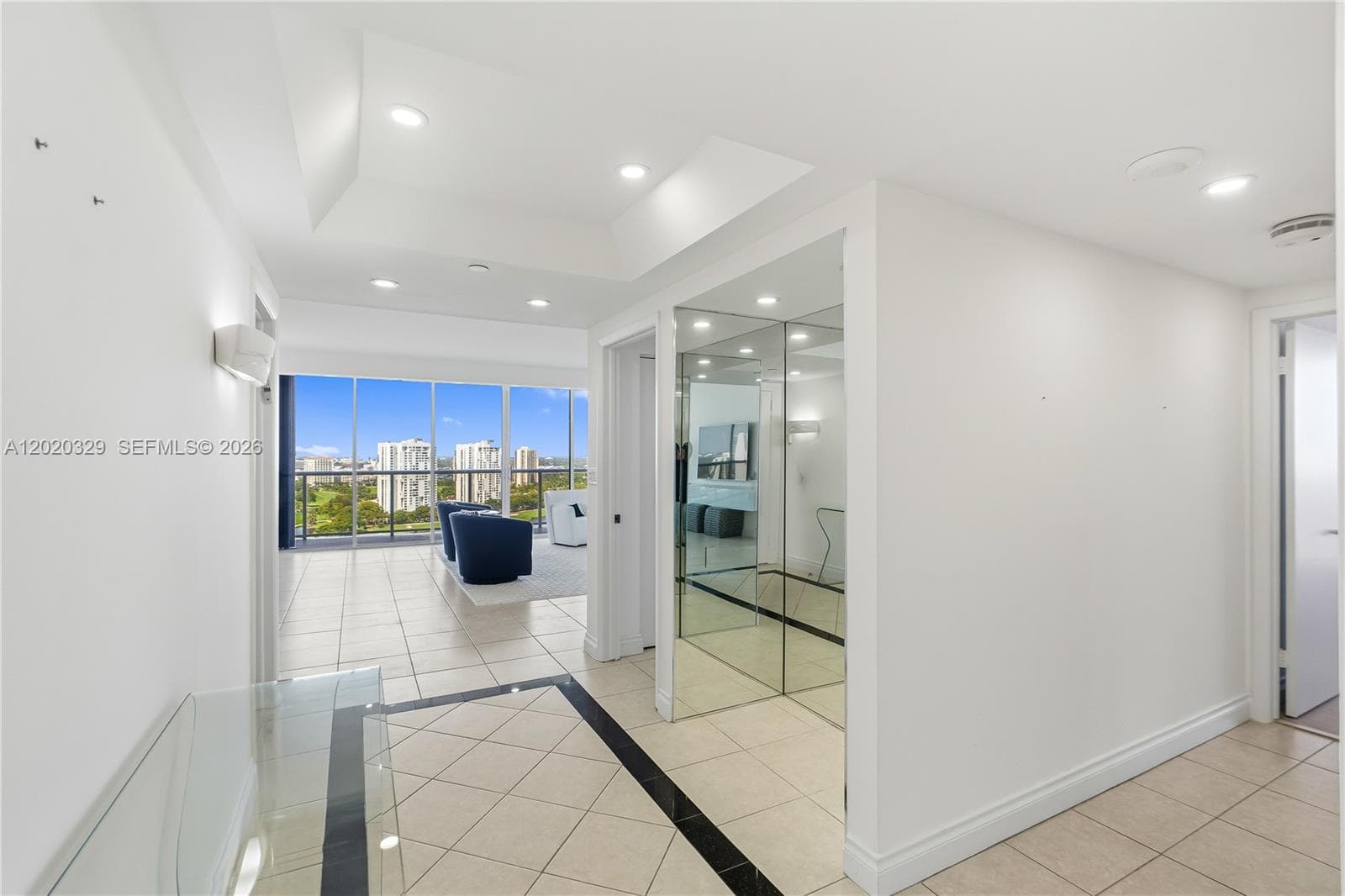 20281 E Country Club Dr 2101 photo 18