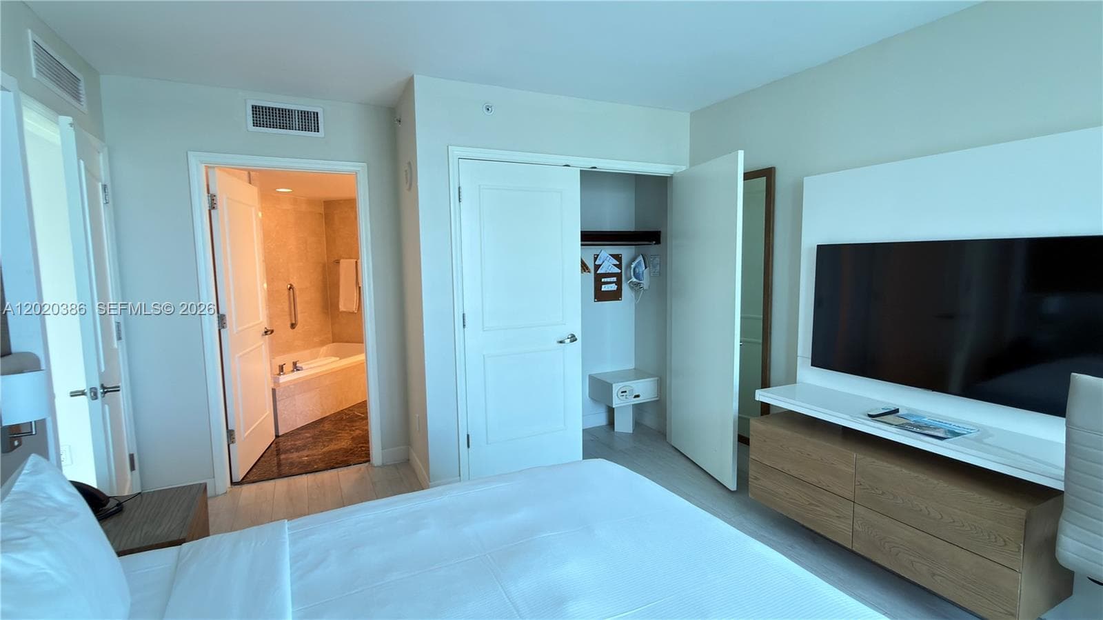 505 N Fort Lauderdale Beach Blvd 2201 photo 21