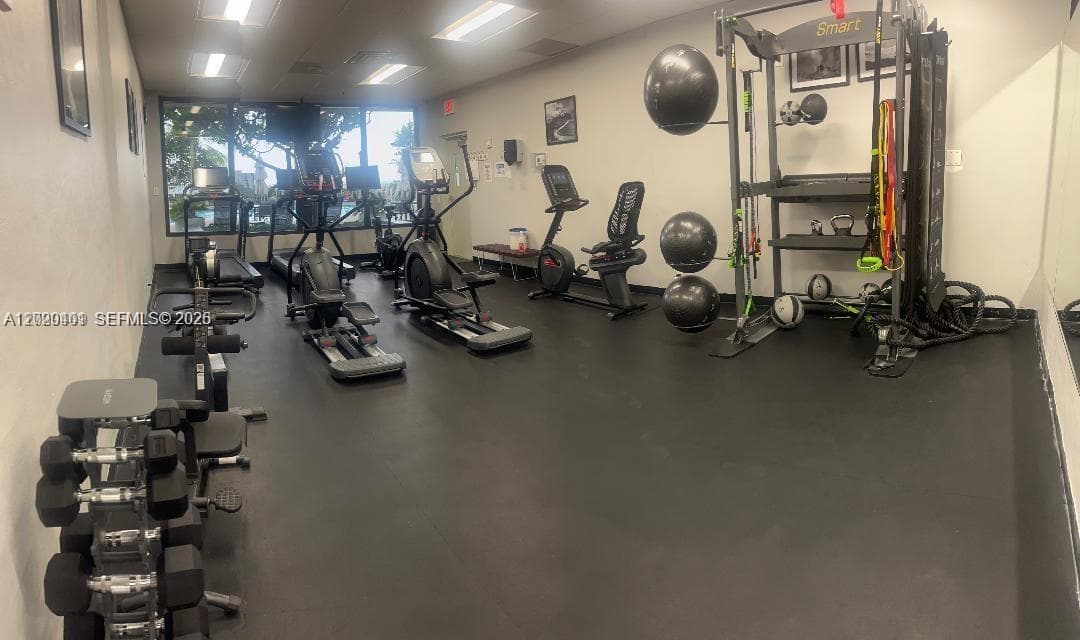 1901 N Ocean Blvd 4D photo 25