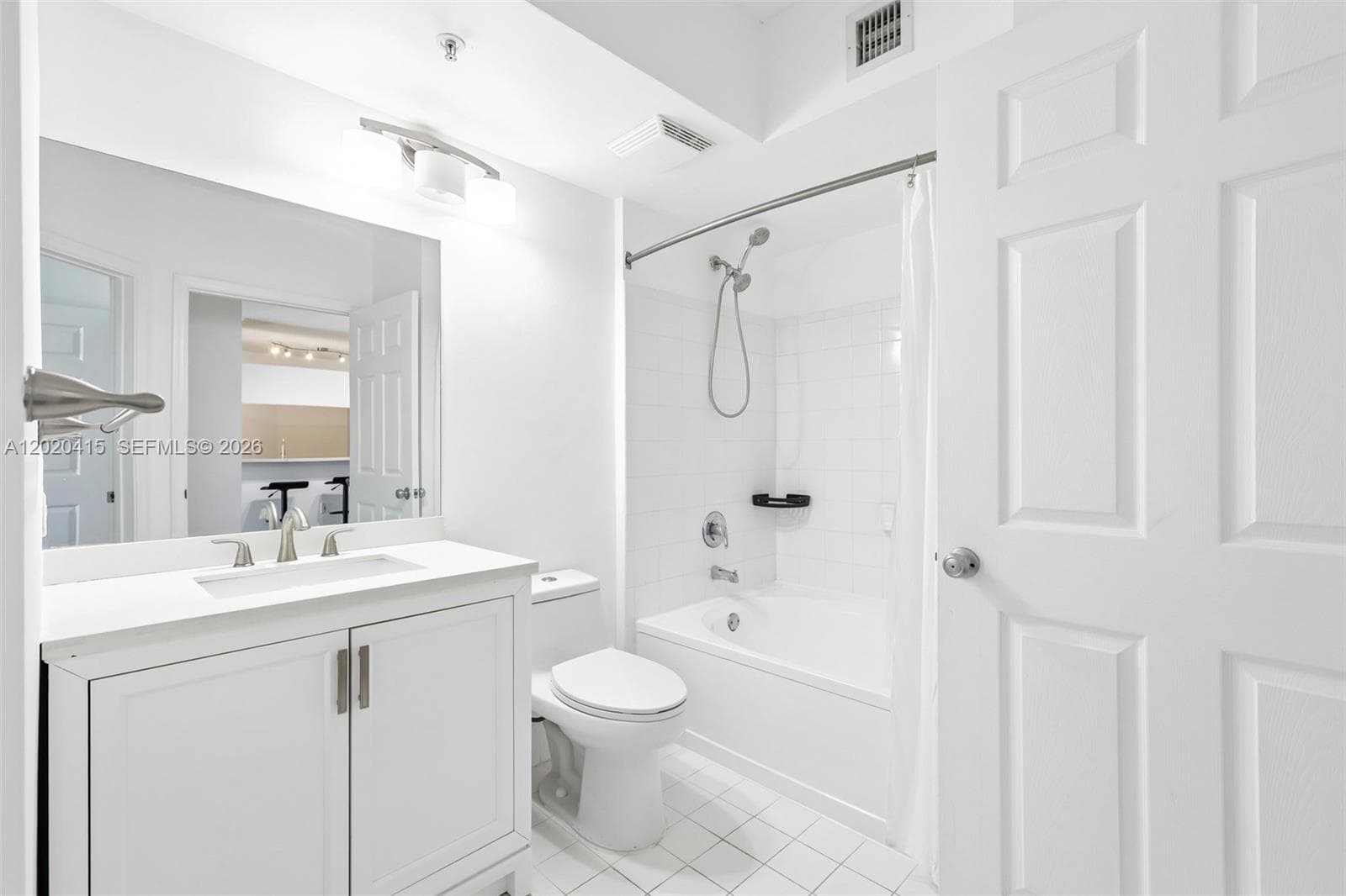 17150 N Bay Rd 2808 photo 13
