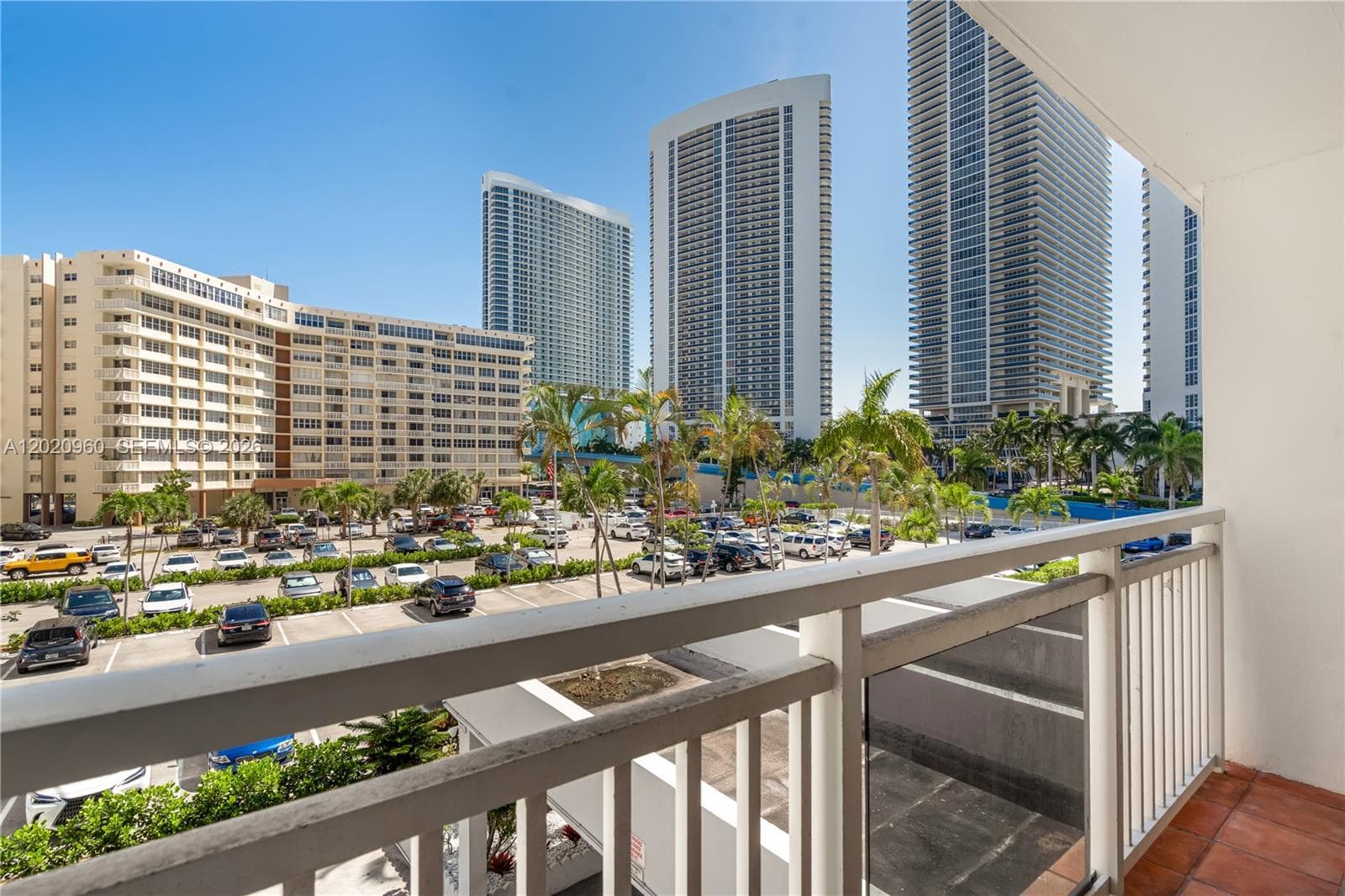 1849 S Ocean Dr 305 photo 1