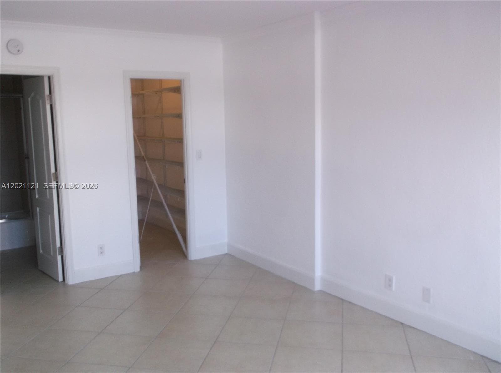 2900 NE 30th St H6 photo 13