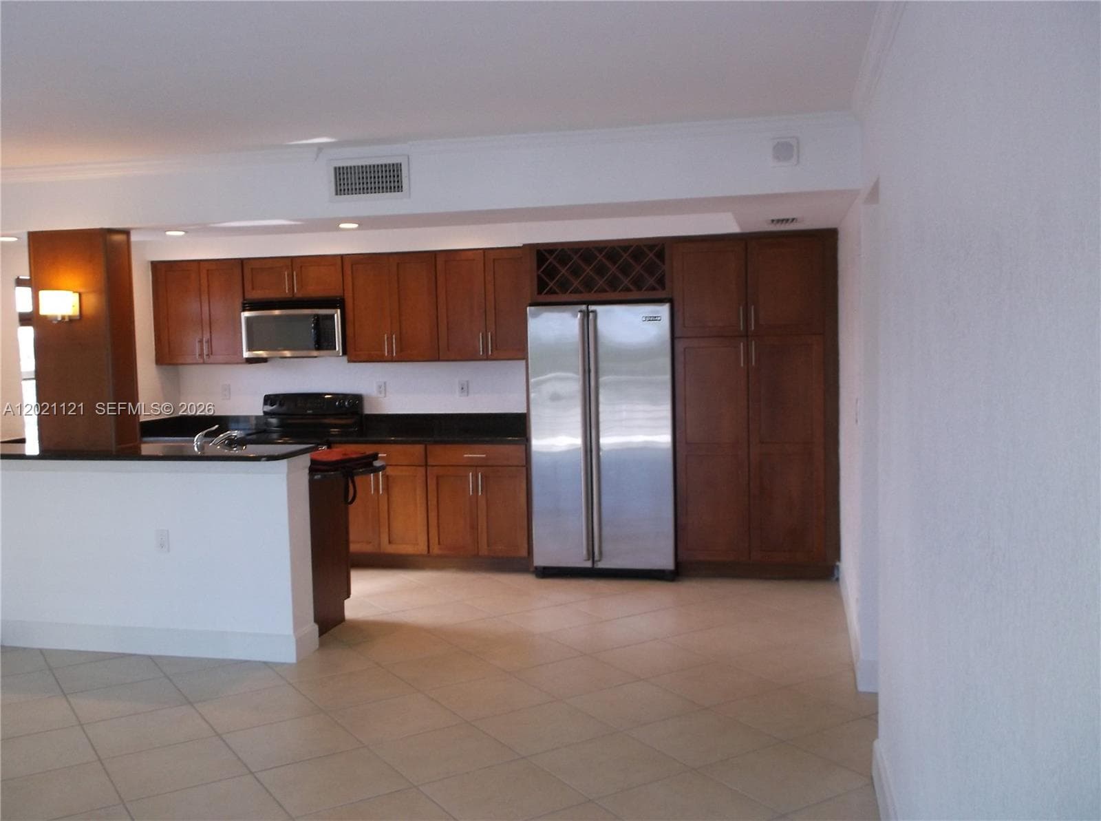 2900 NE 30th St H6 photo 4