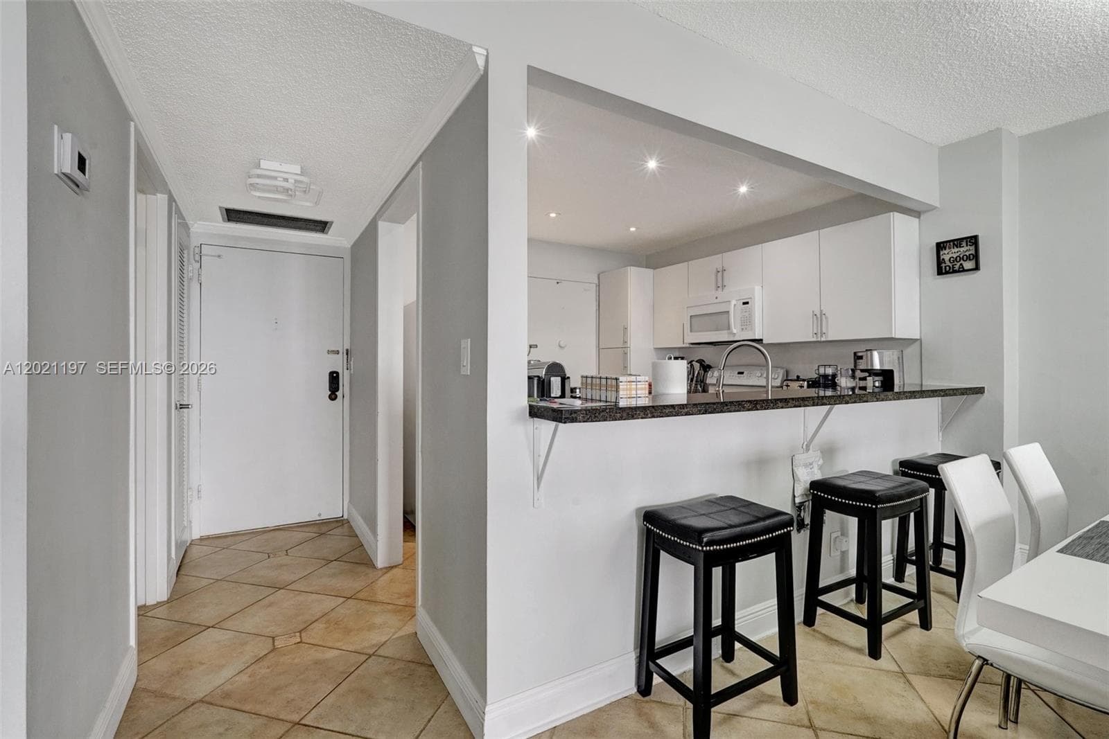 3725 S Ocean Dr 812 photo 3