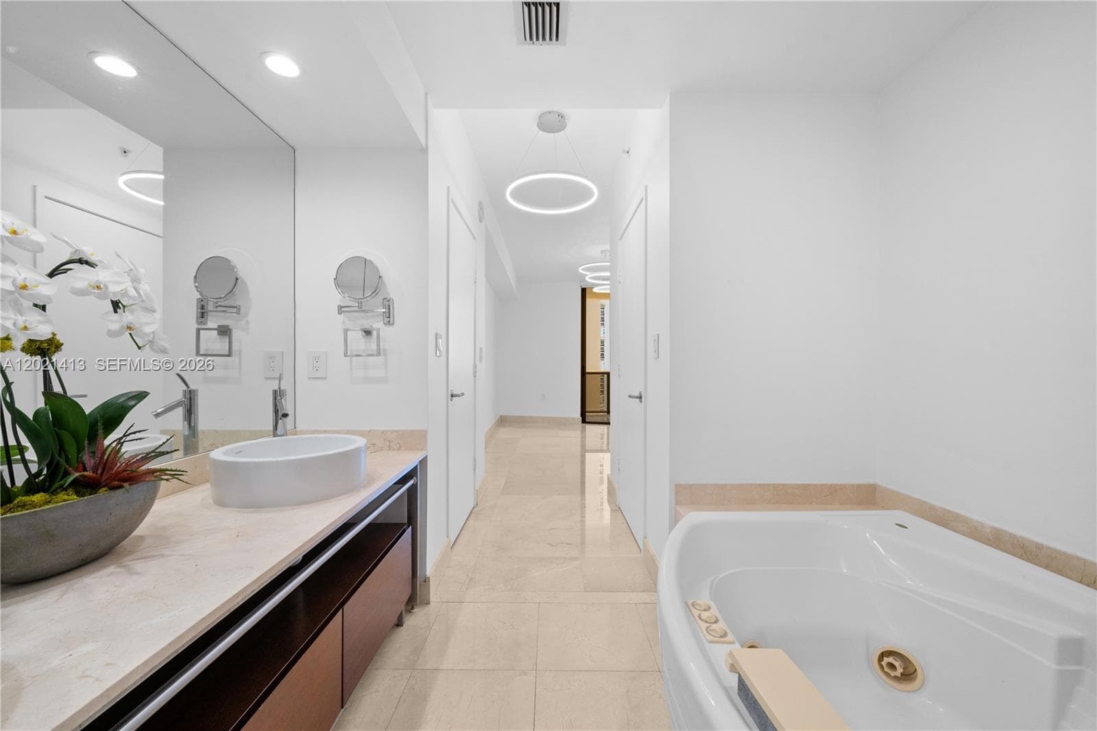 16275 Collins Ave 1703 photo 18