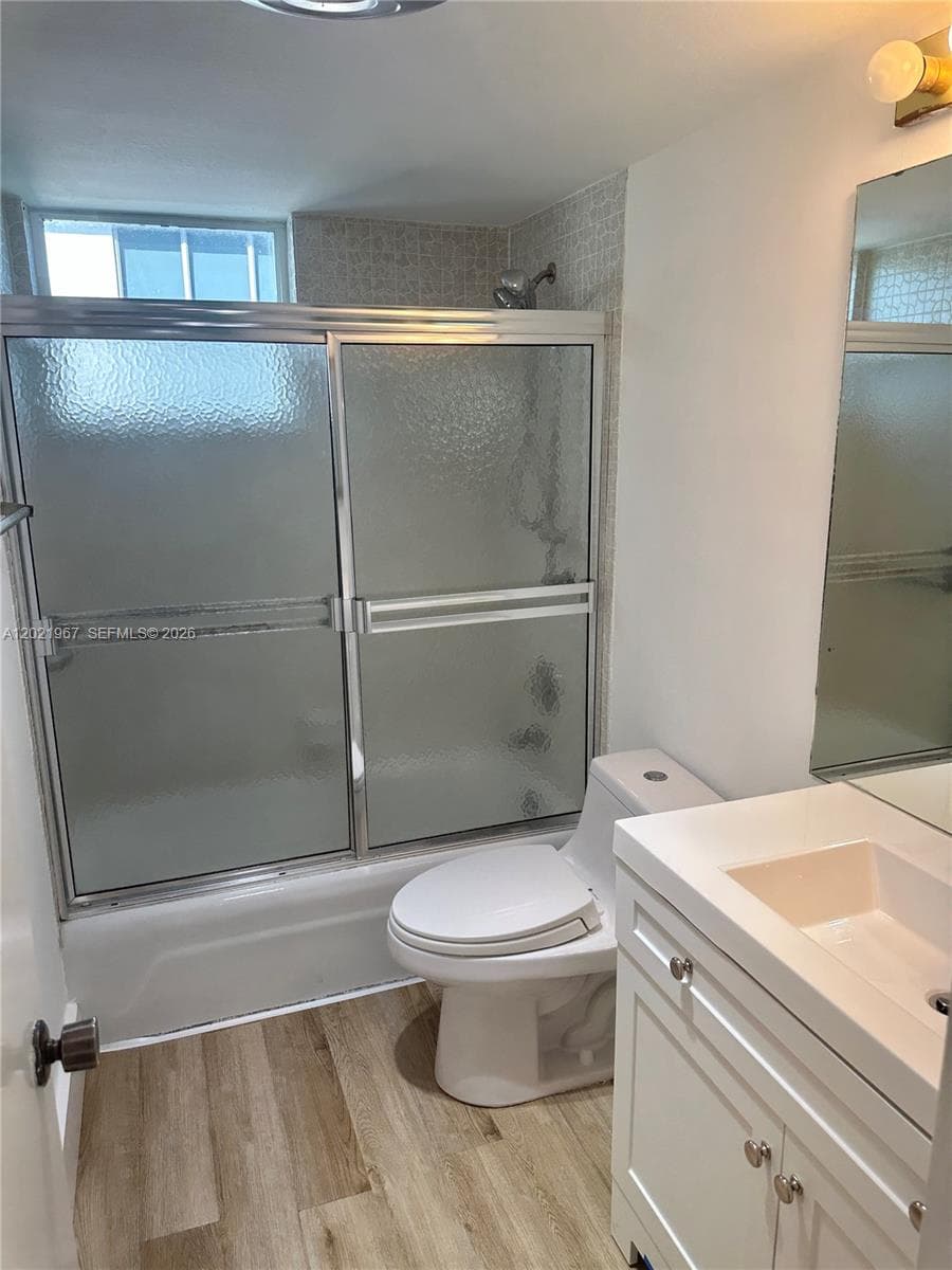 9501 E Bay Harbor Dr 5B photo 14