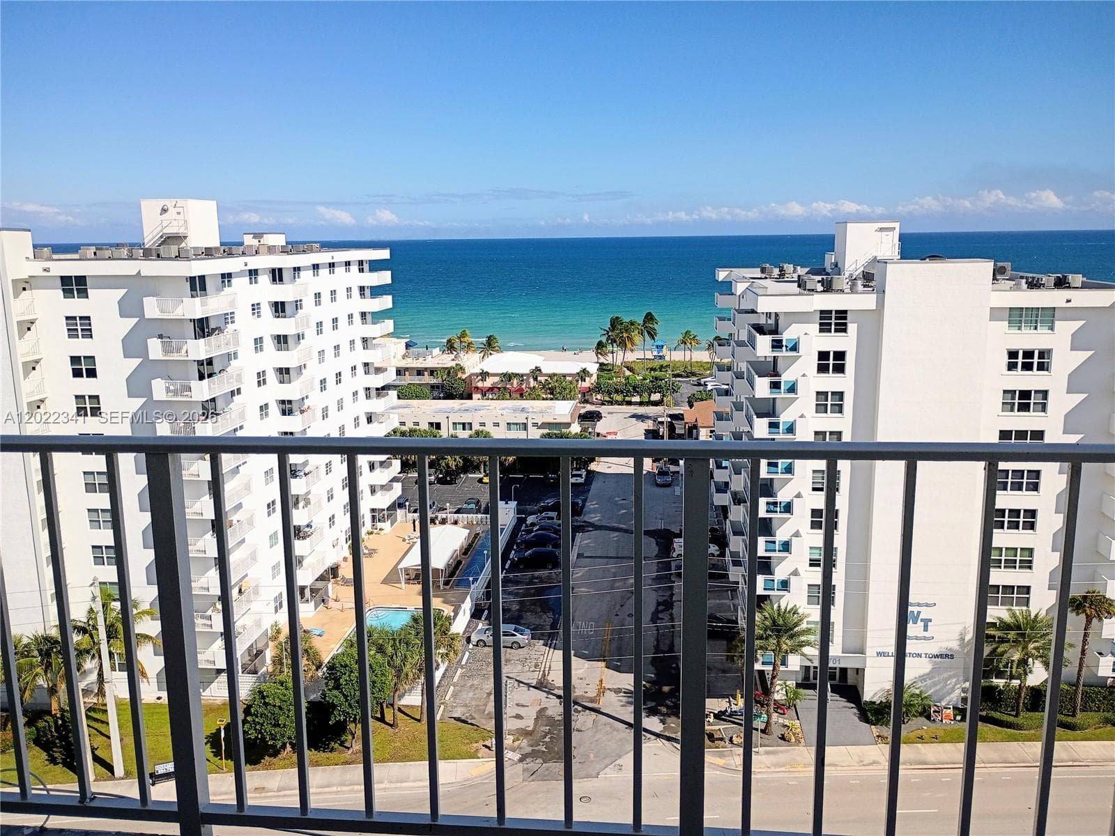 1410 S Ocean Dr 1208 photo 1