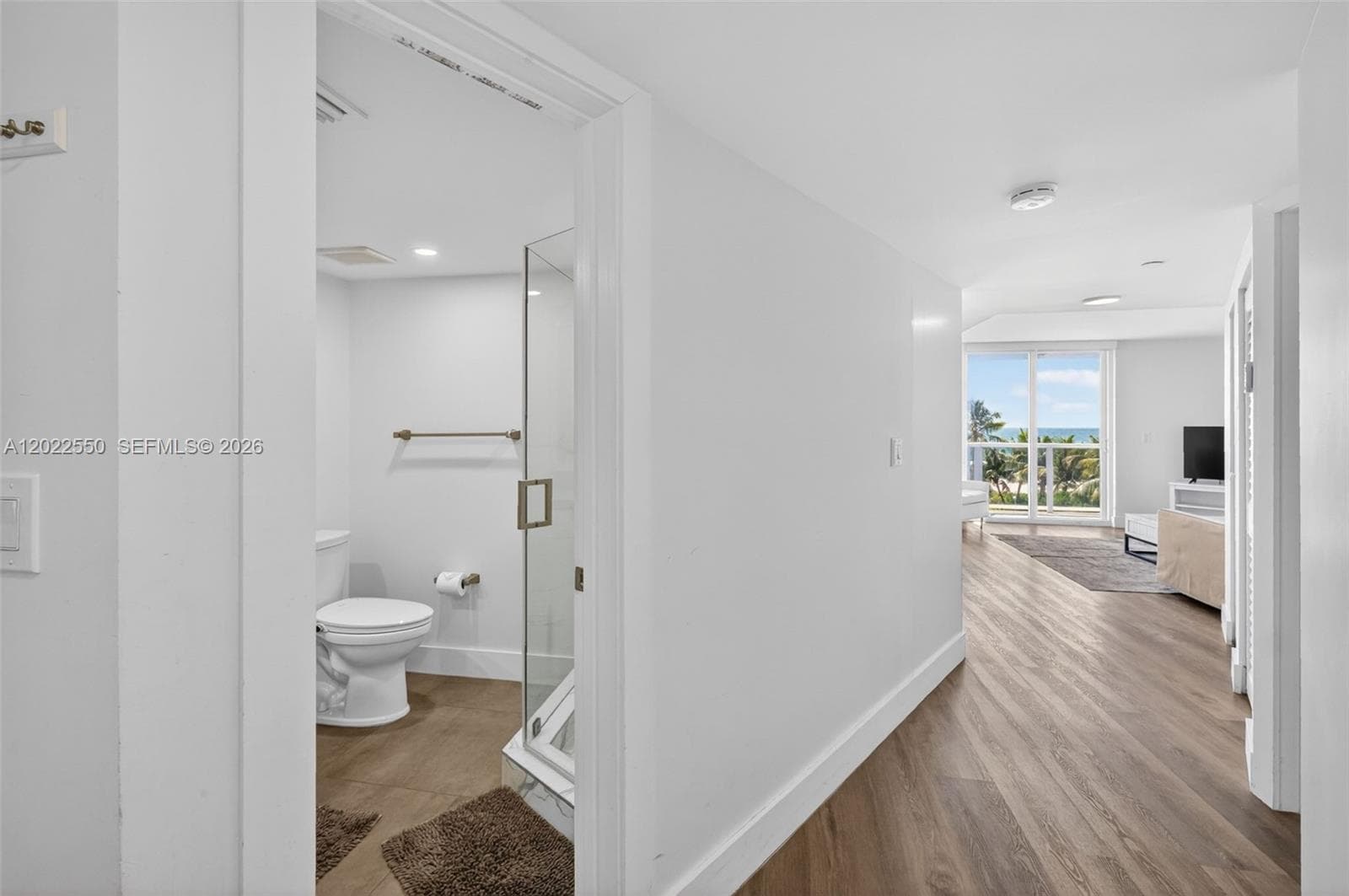 2401 Collins Ave 602 photo 23
