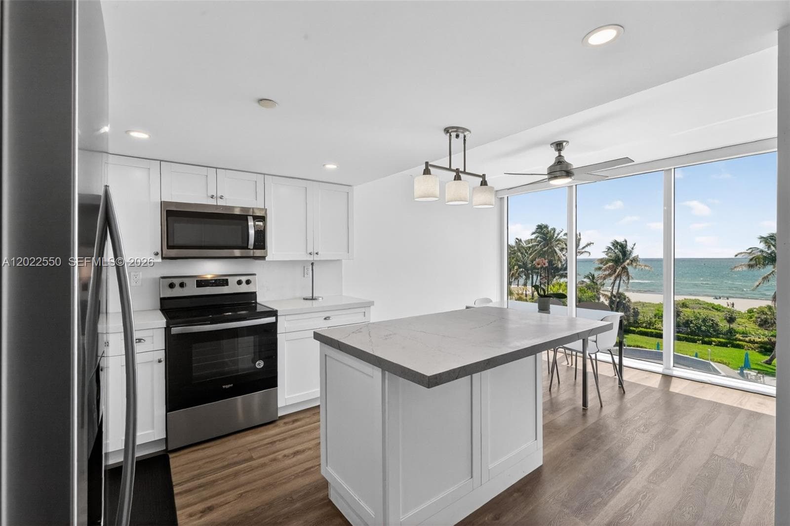 2401 Collins Ave 602 photo 11