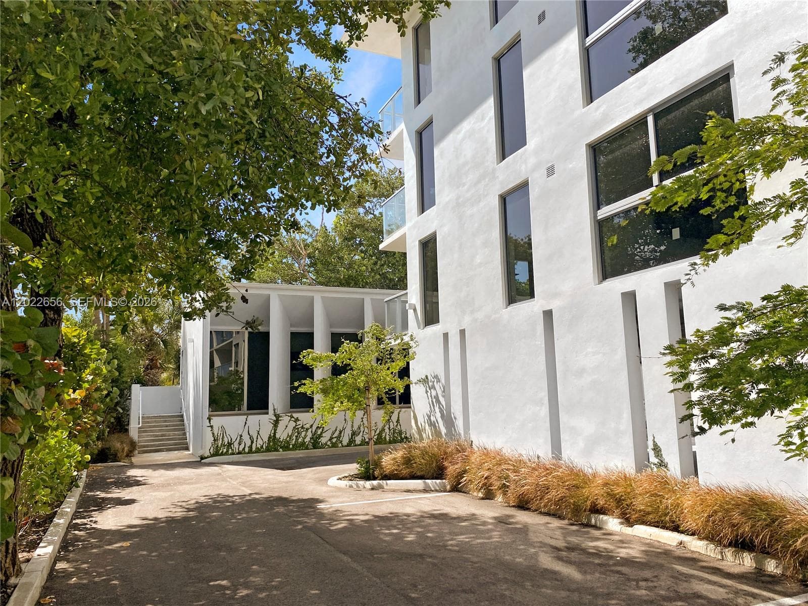 10250 Collins Avenue 412 photo 19