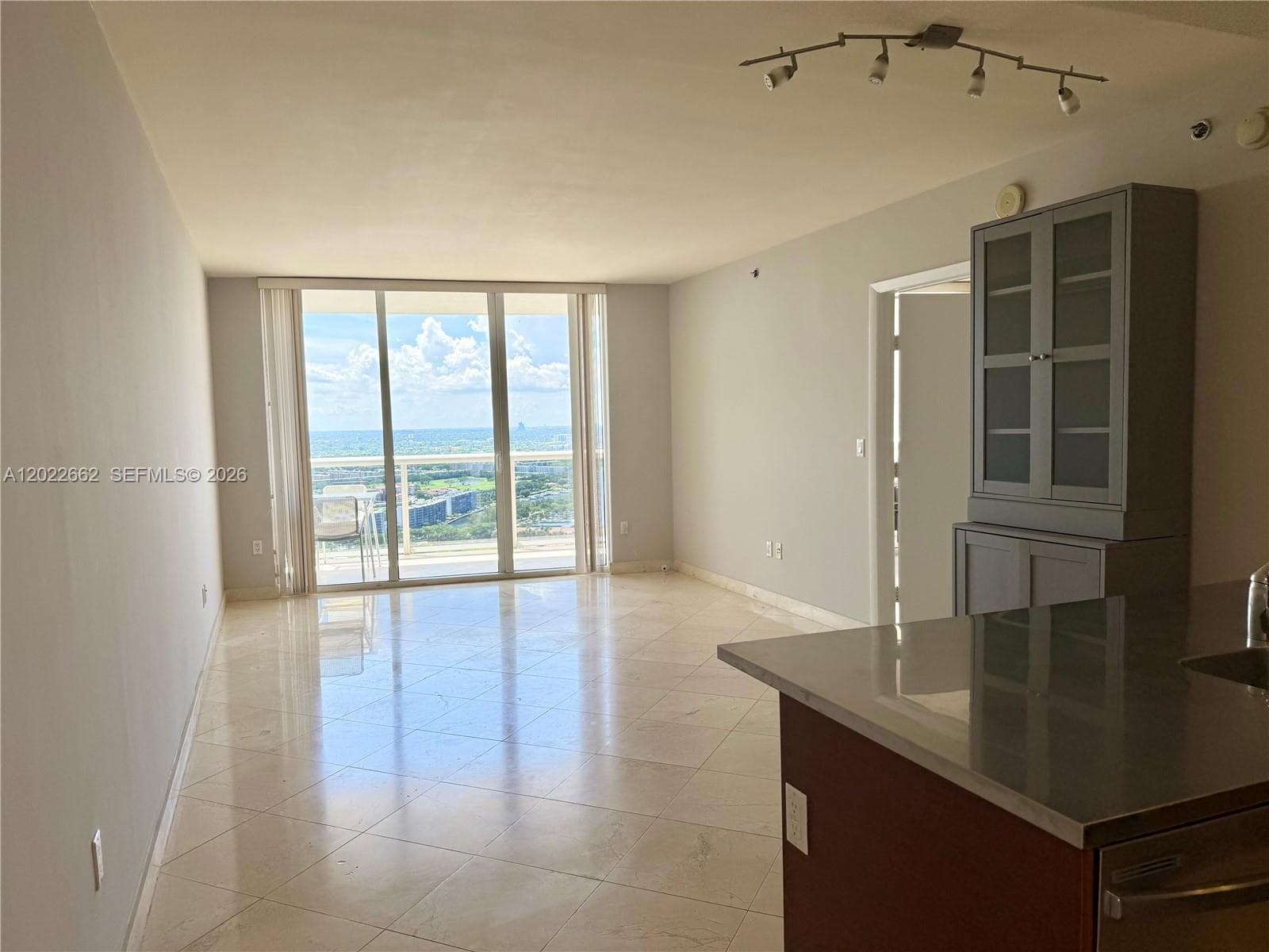 1850 S OCEAN DR 4009 photo 6