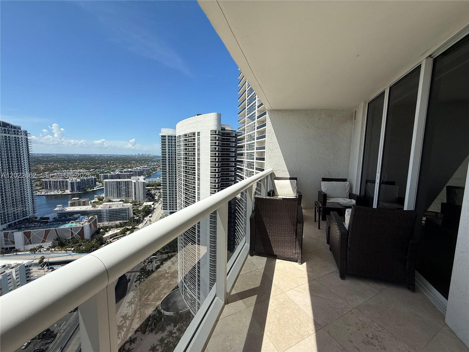 1850 S OCEAN DR 4009 photo 13