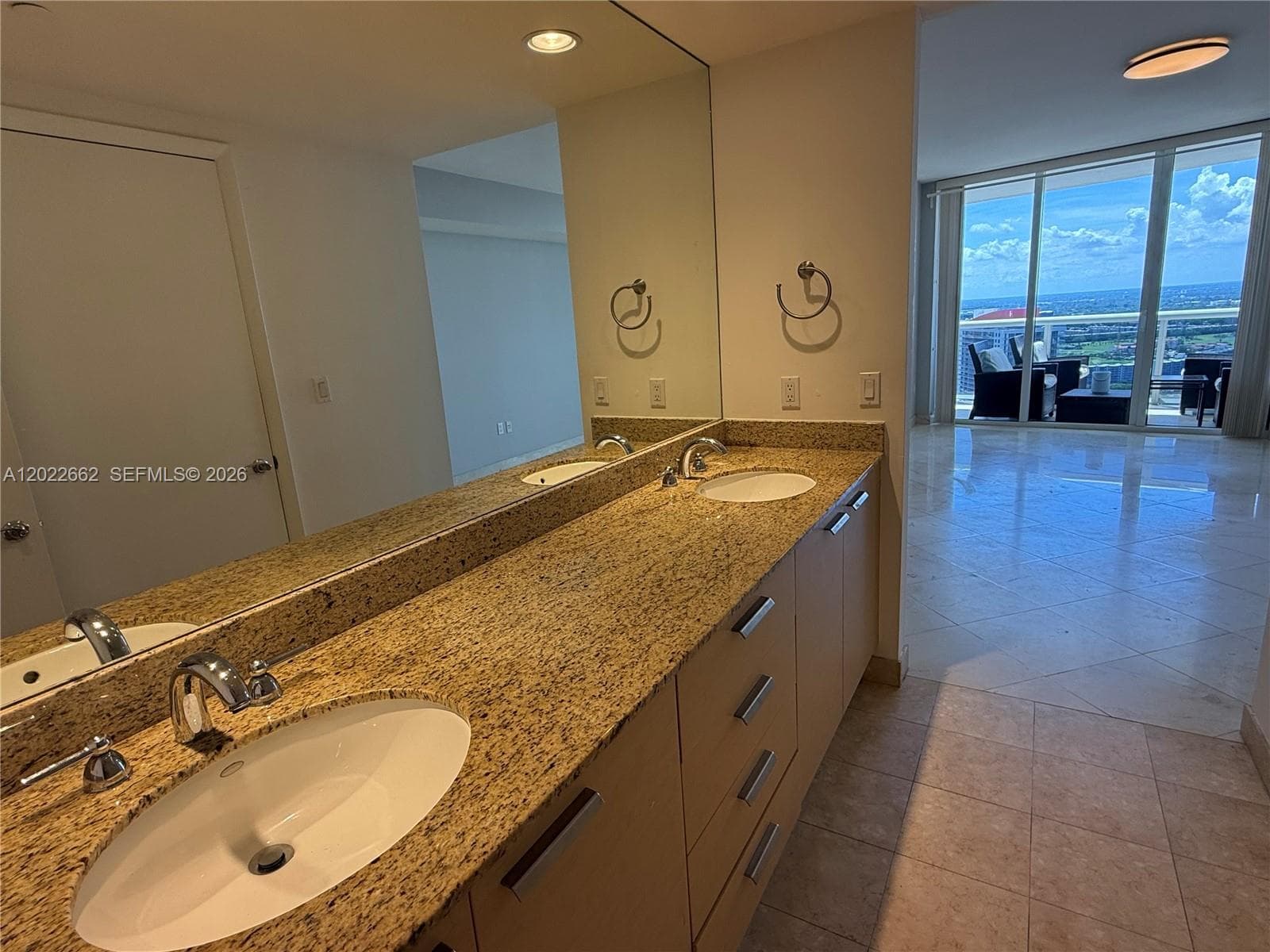 1850 S OCEAN DR 4009 photo 12