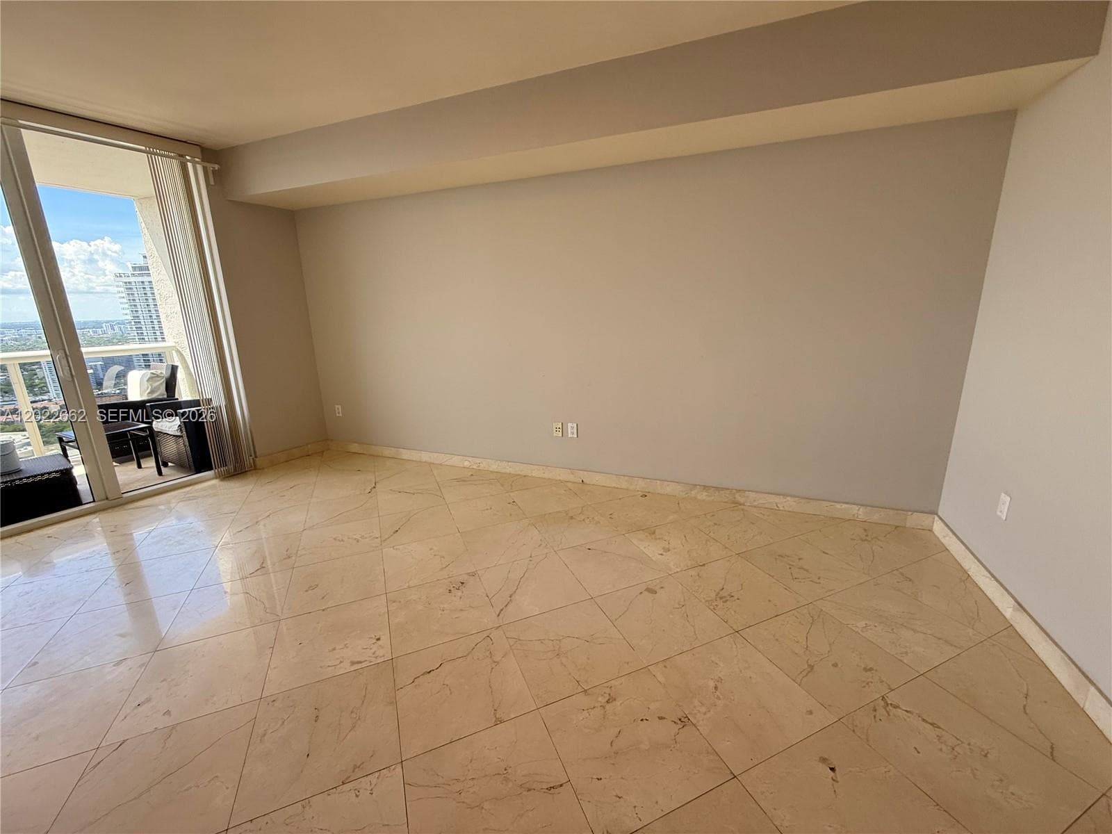 1850 S OCEAN DR 4009 photo 8
