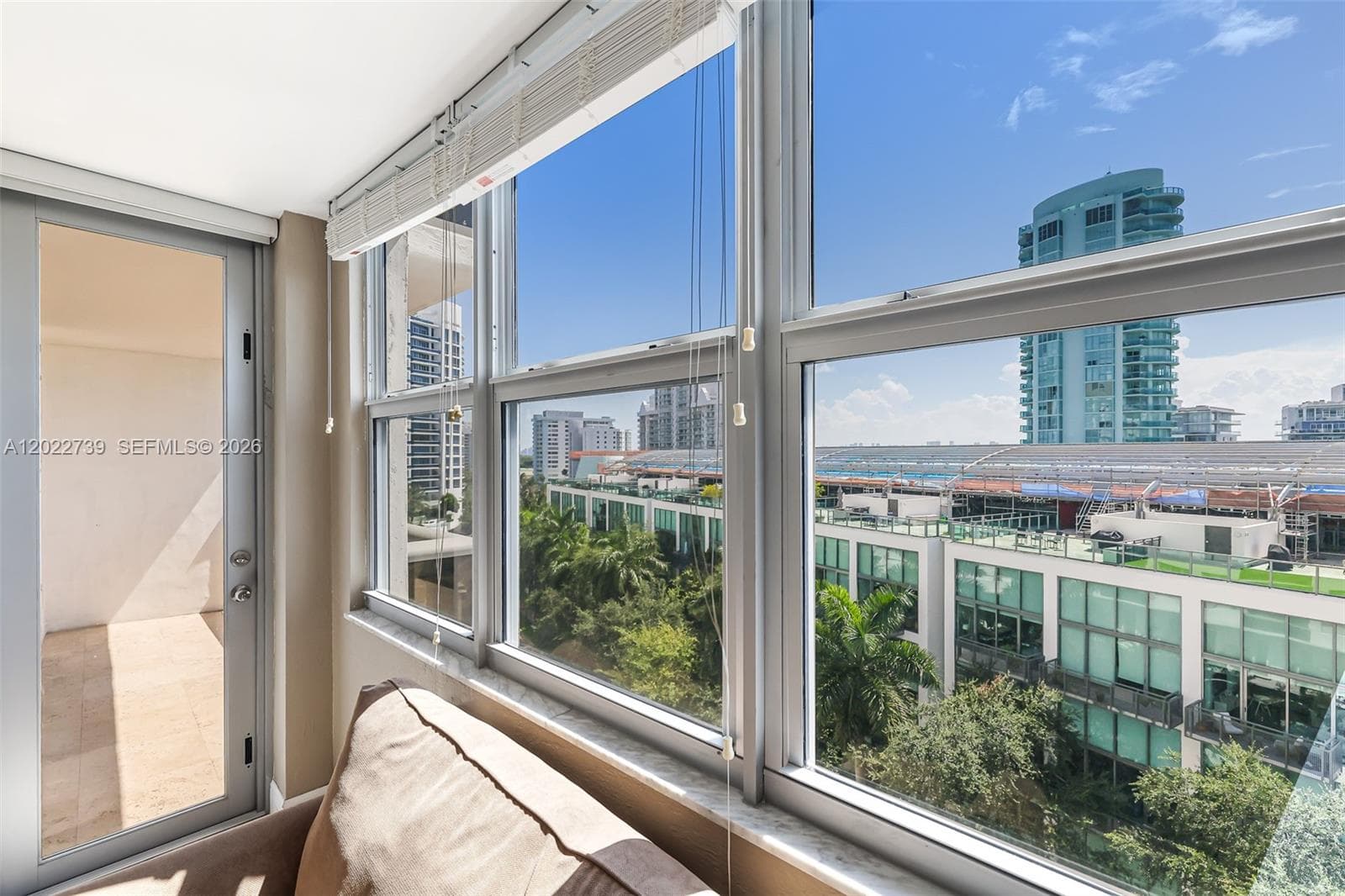 6039 Collins Ave 936 photo 15