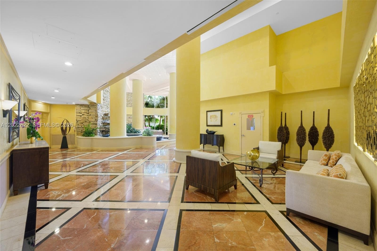 20281 E Country Club Dr 2310 photo 17