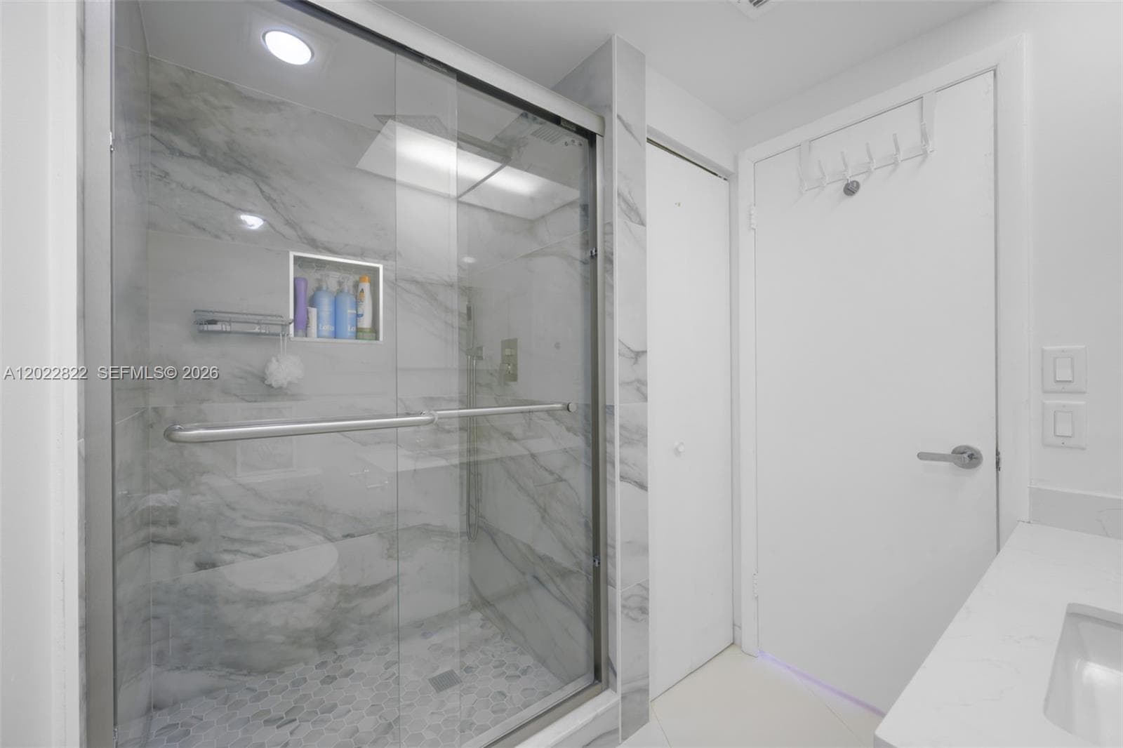 20281 E Country Club Dr 2310 photo 10