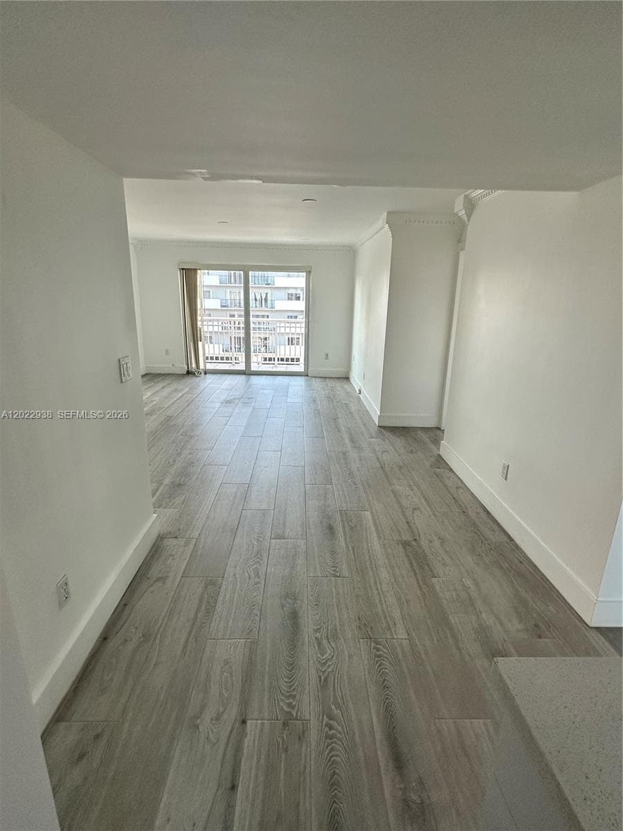3601 NE 170th St 409 photo 14