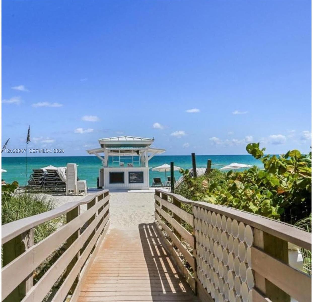 4775 Collins Ave 2806 photo 4