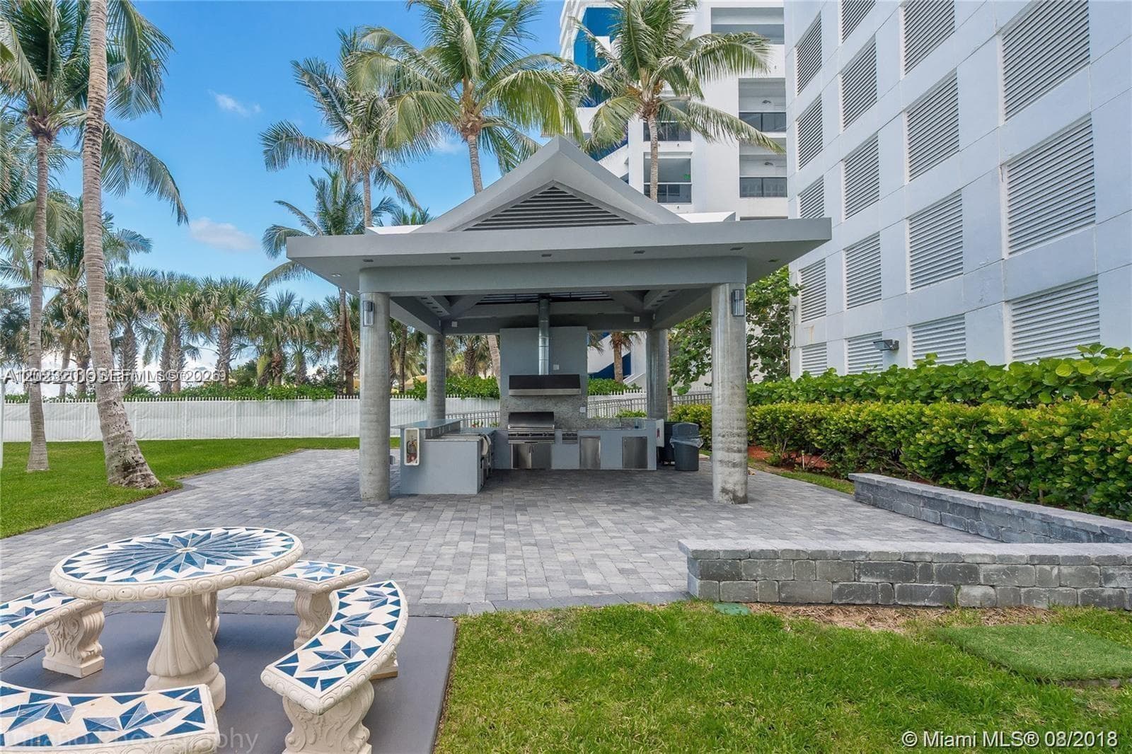 6301 Collins Ave 1206 photo 12