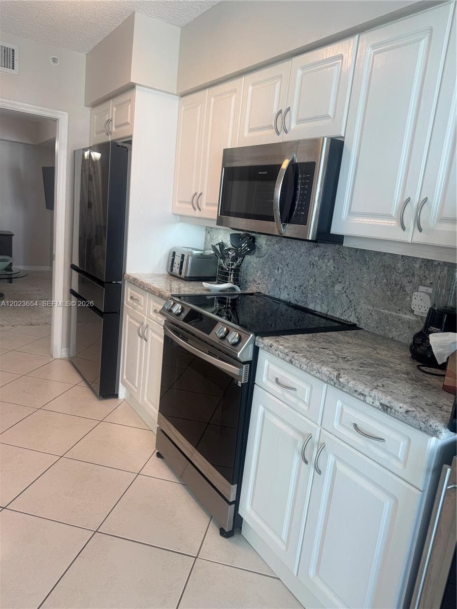 16400 Collins Ave 1242 photo 14