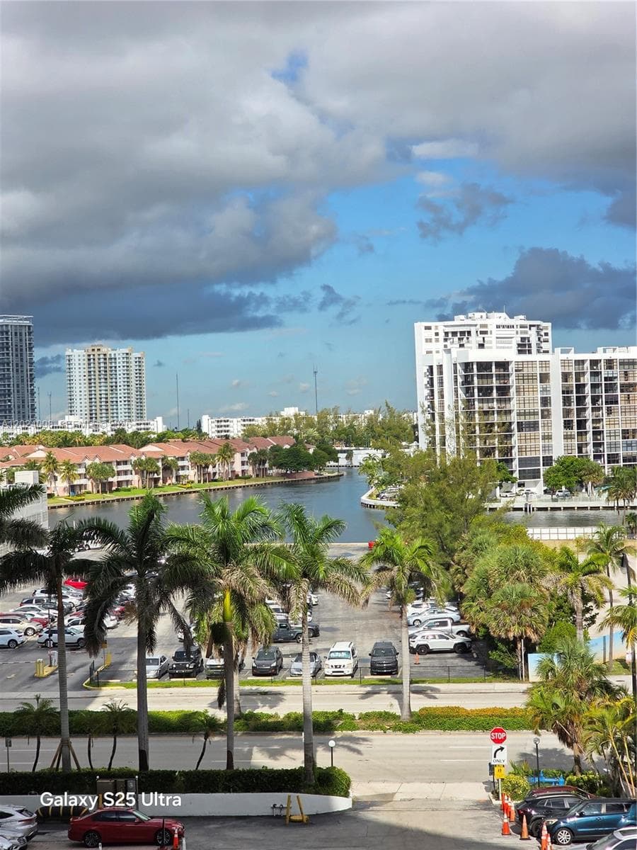 3725 S Ocean Dr 617 photo 19