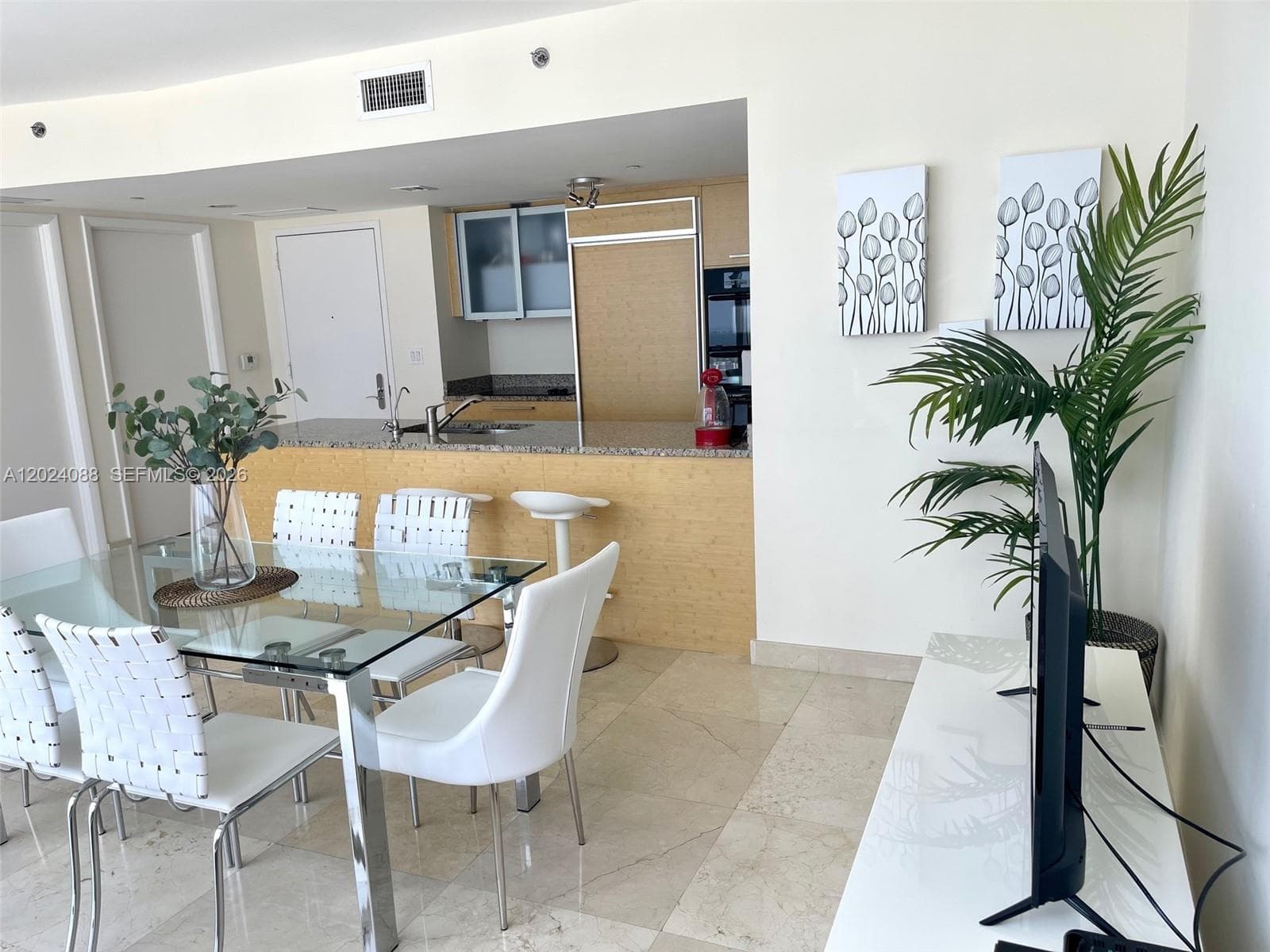 1830 S Ocean Dr 3407 photo 6