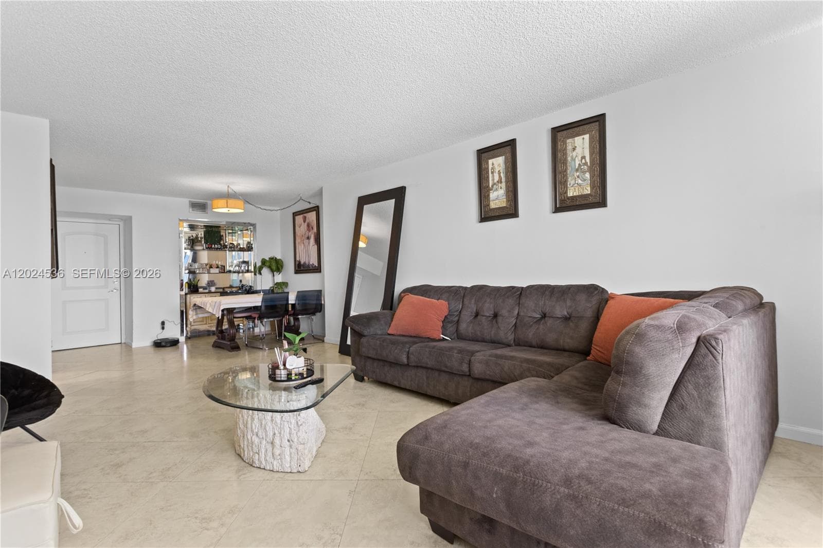 100 Bayview Dr 307 photo 1