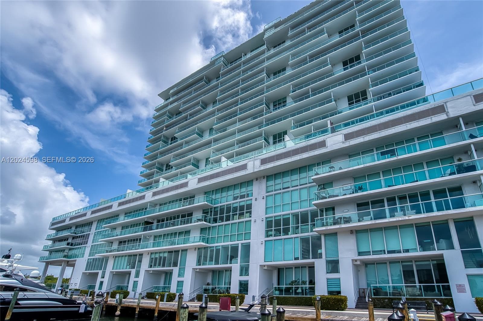 400 Sunny Isles Blvd 1202 photo 3