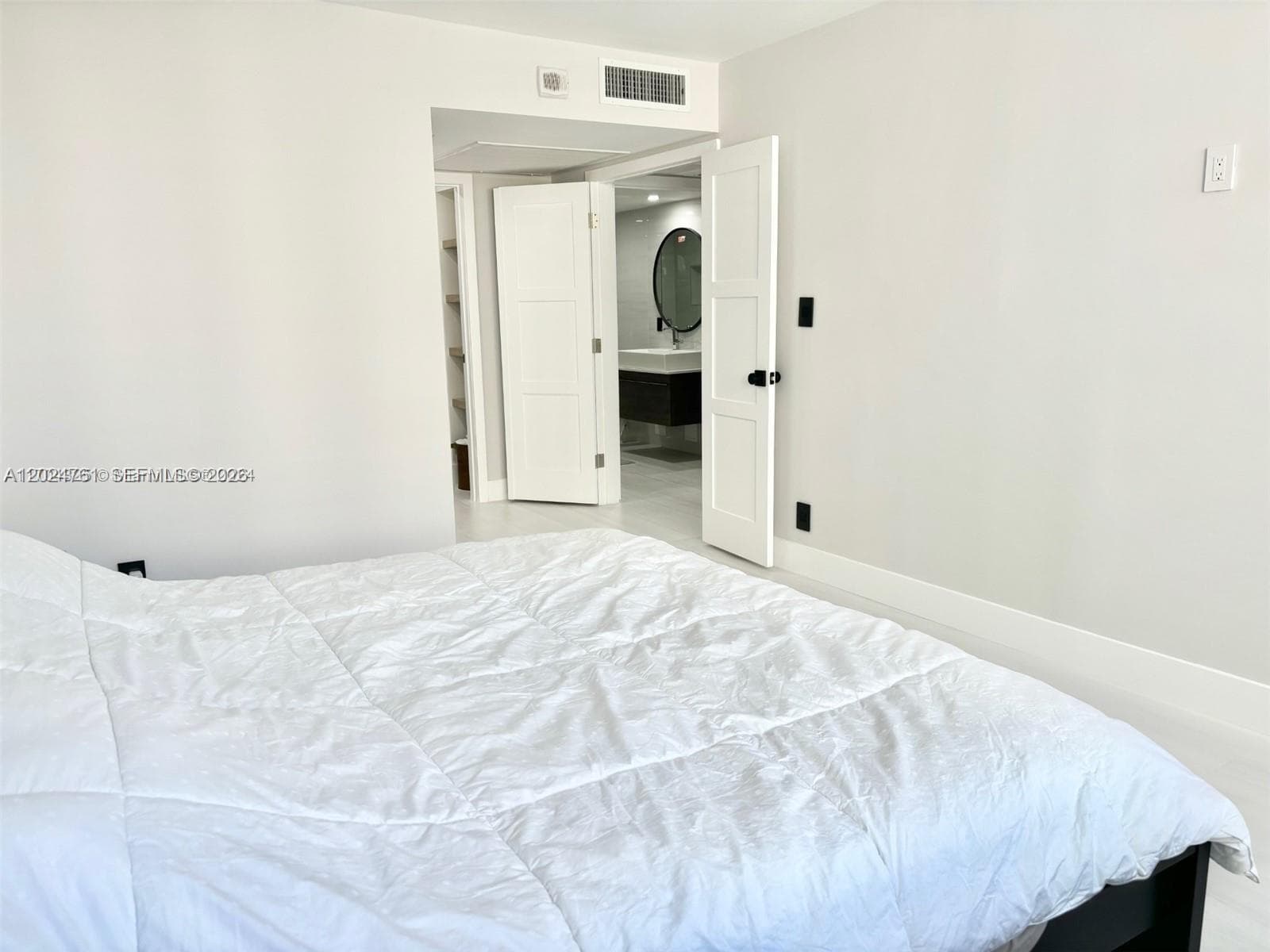 2030 S Ocean Dr 806 photo 23