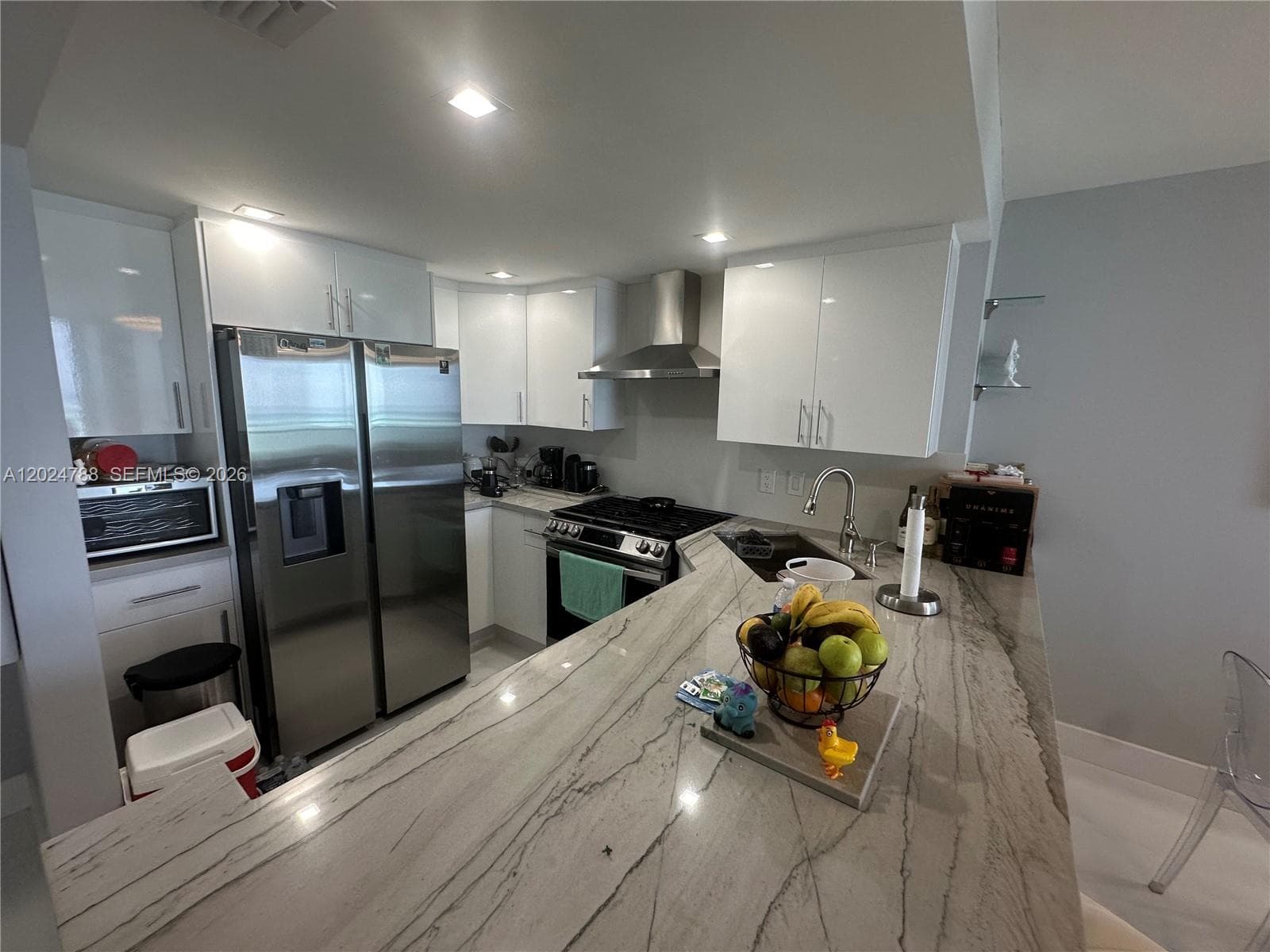 2030 S Ocean Dr 916 photo 3