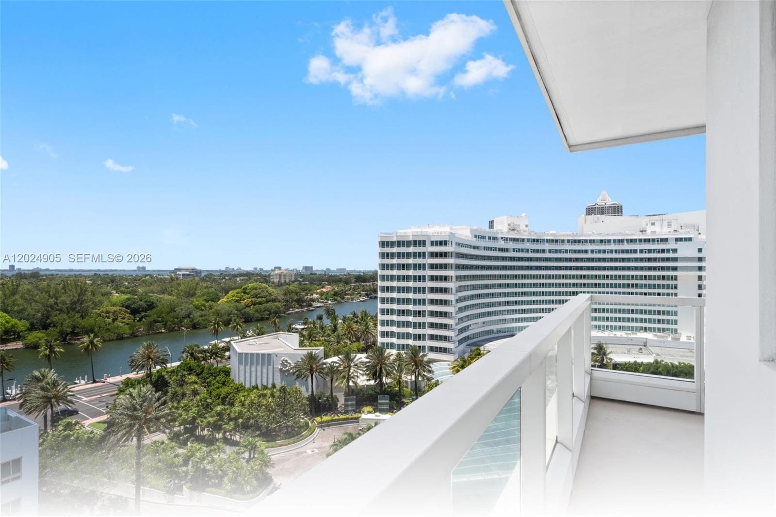 4391 Collins Ave 1001 photo 16