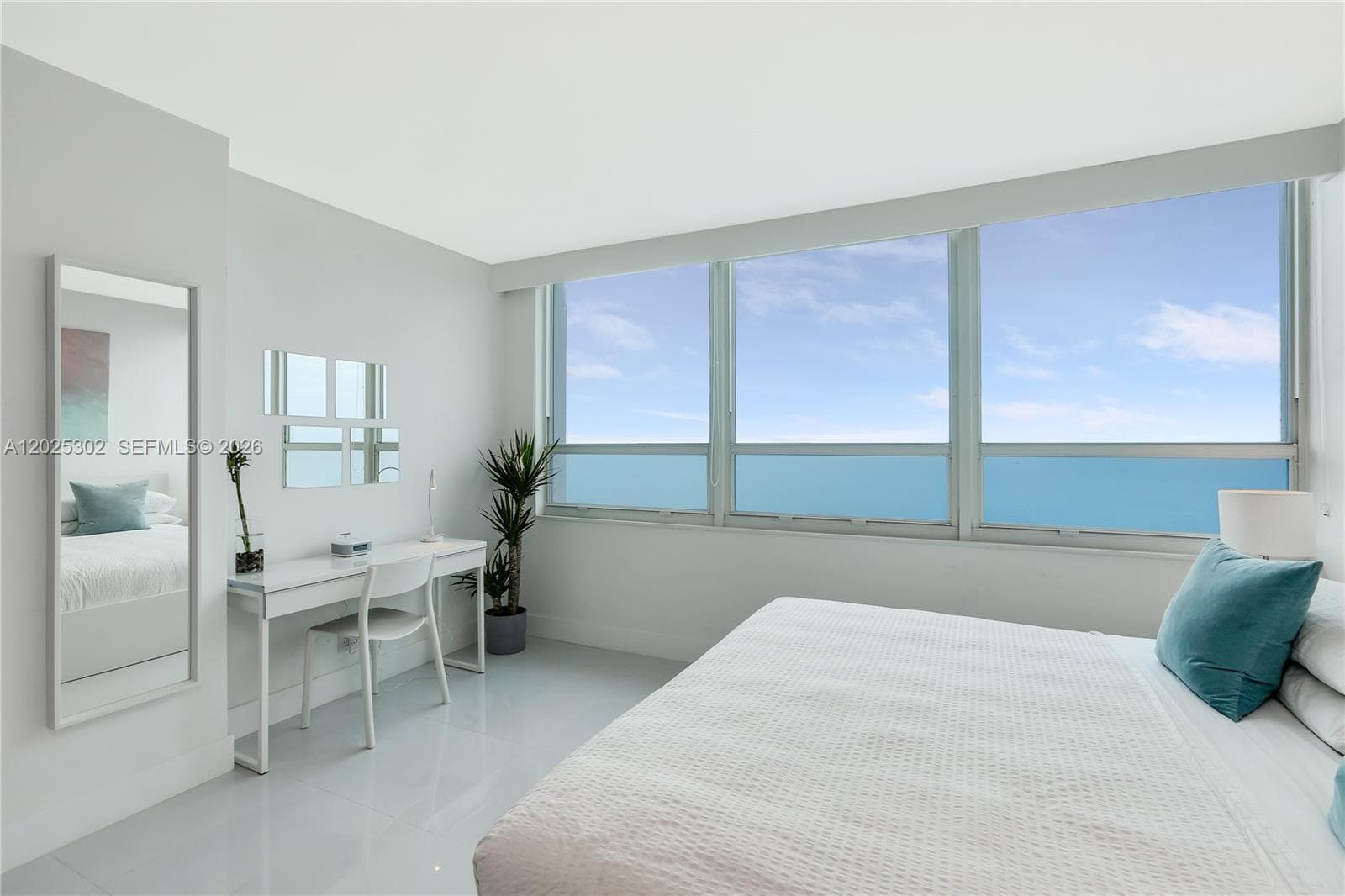 5445 Collins Ave 1203 photo 6