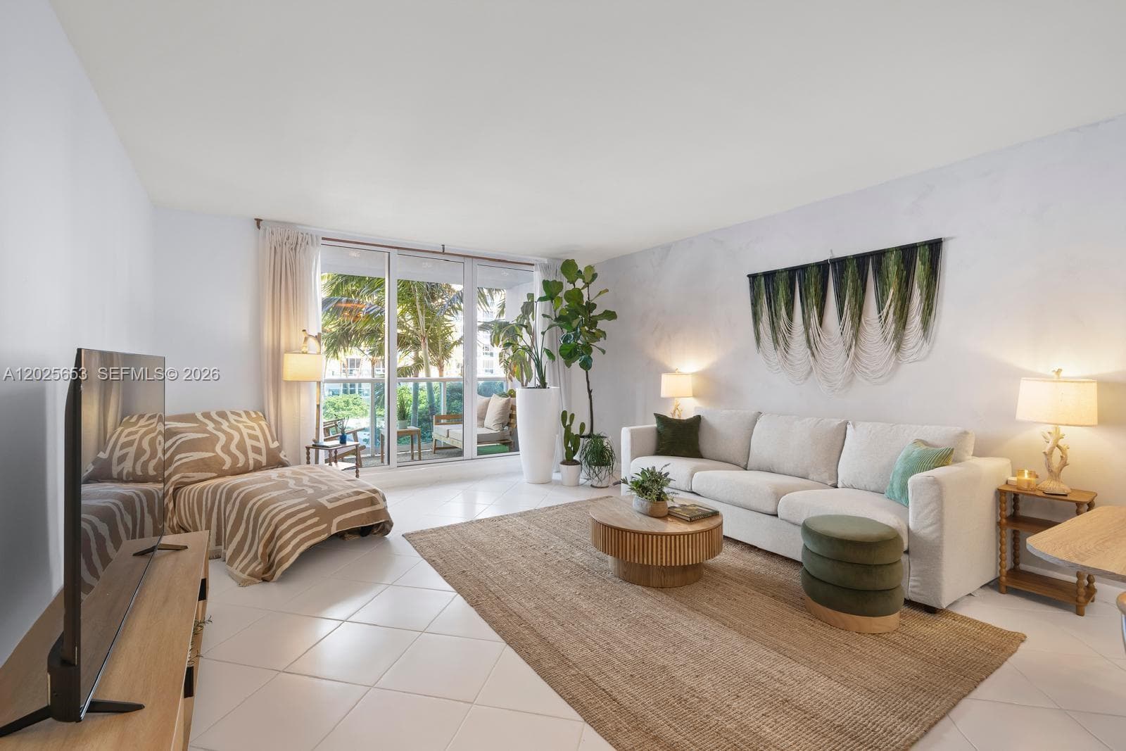 2301 Collins Ave 519 photo 6