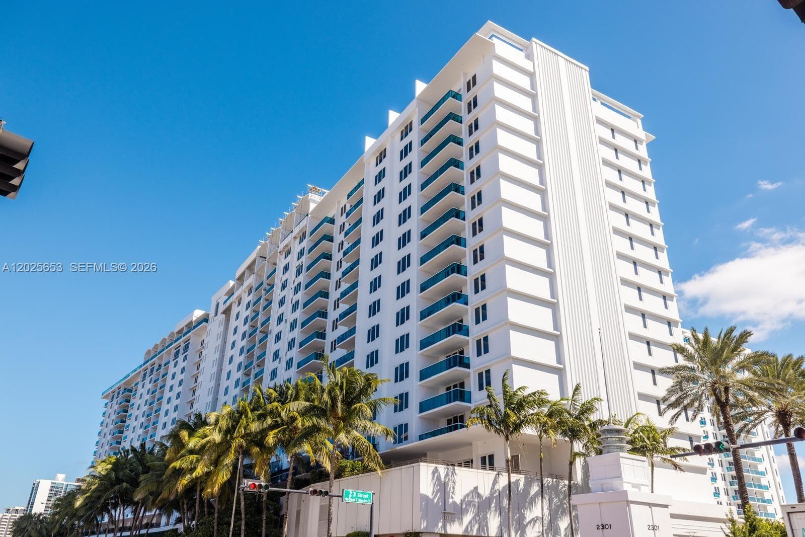 2301 Collins Ave 519 photo 19