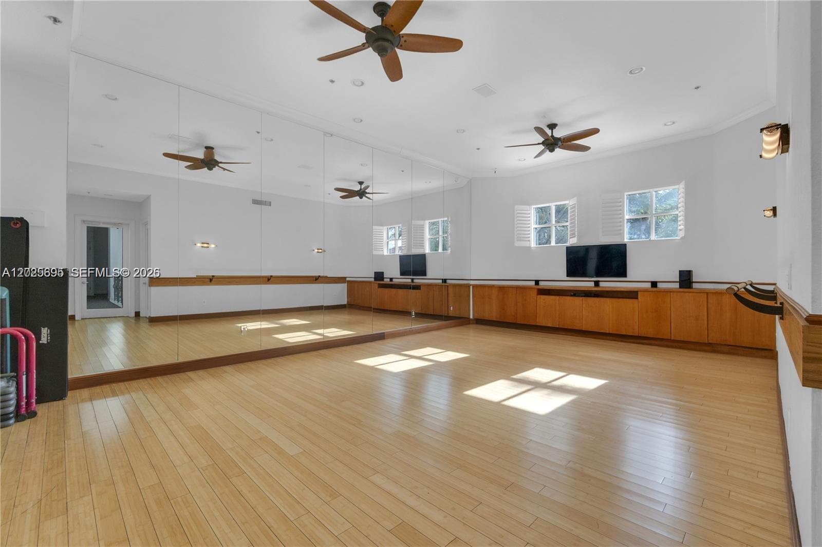 3235 NE 184th St 11103 photo 22