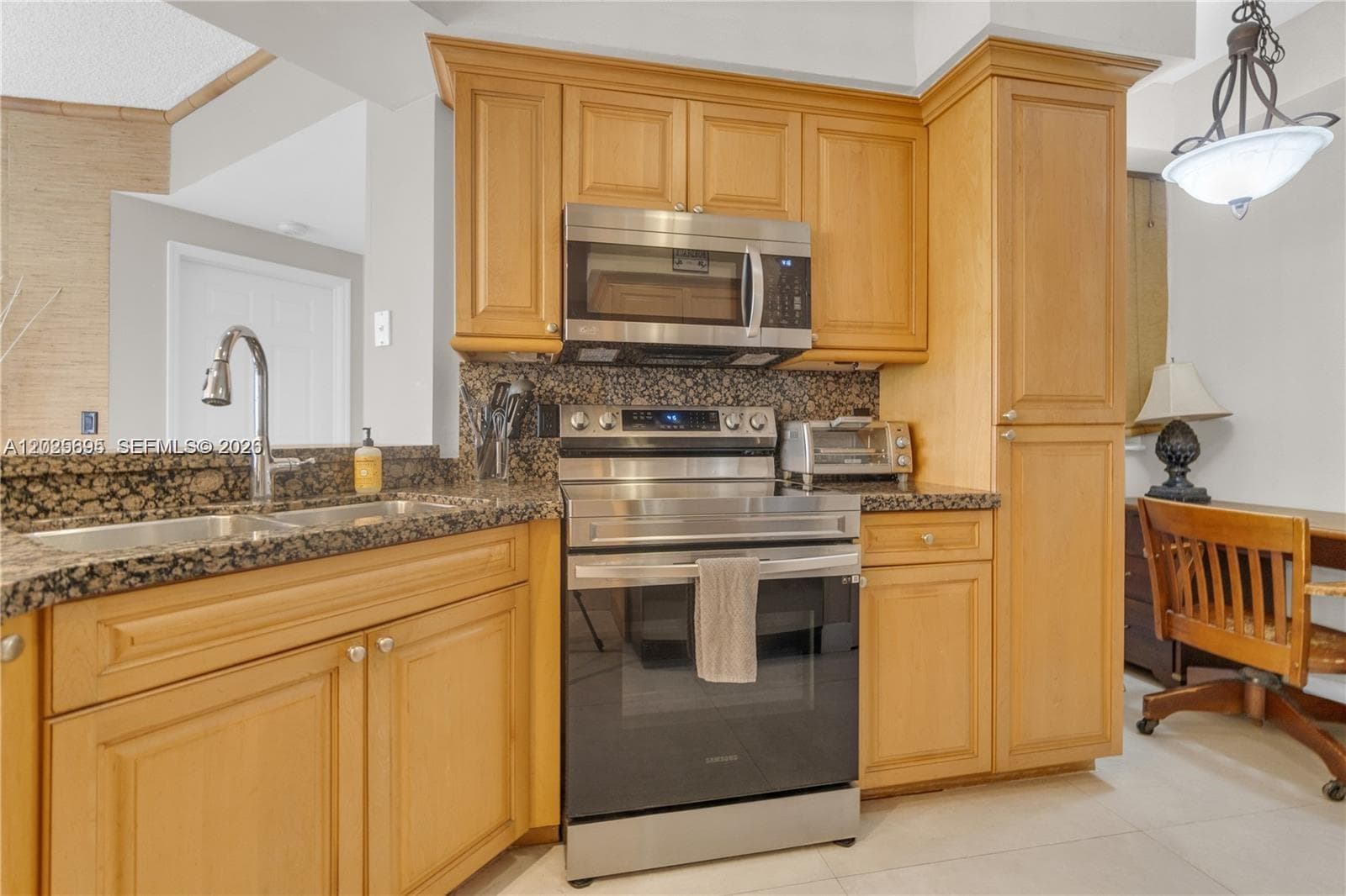 3235 NE 184th St 11103 photo 10