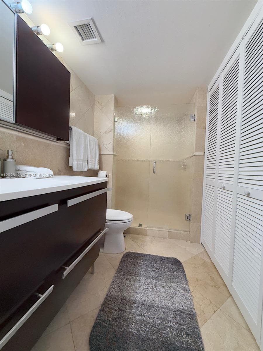 16400 Collins Ave 1545 photo 25