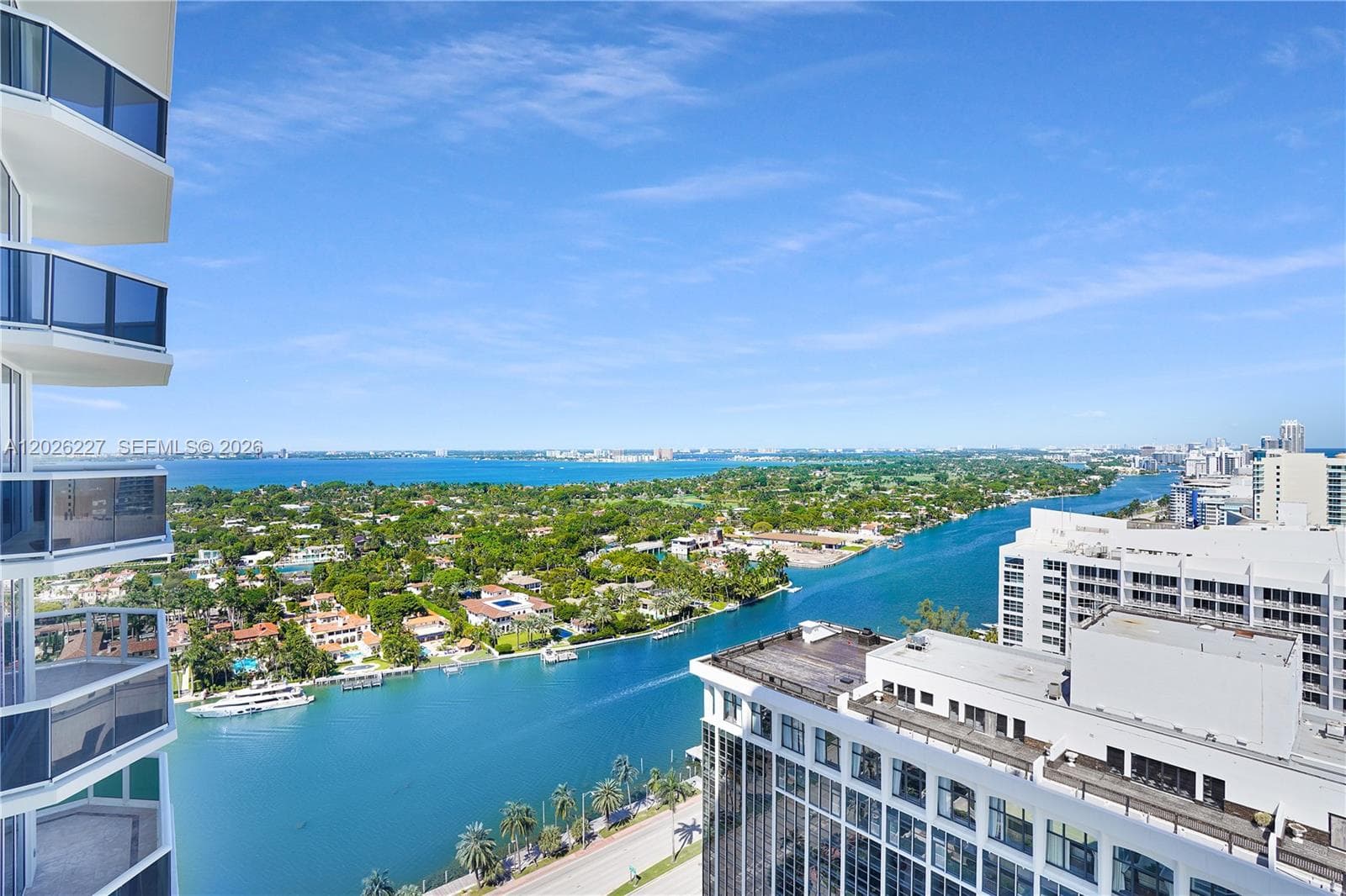 4779 Collins Ave 2908 photo 3