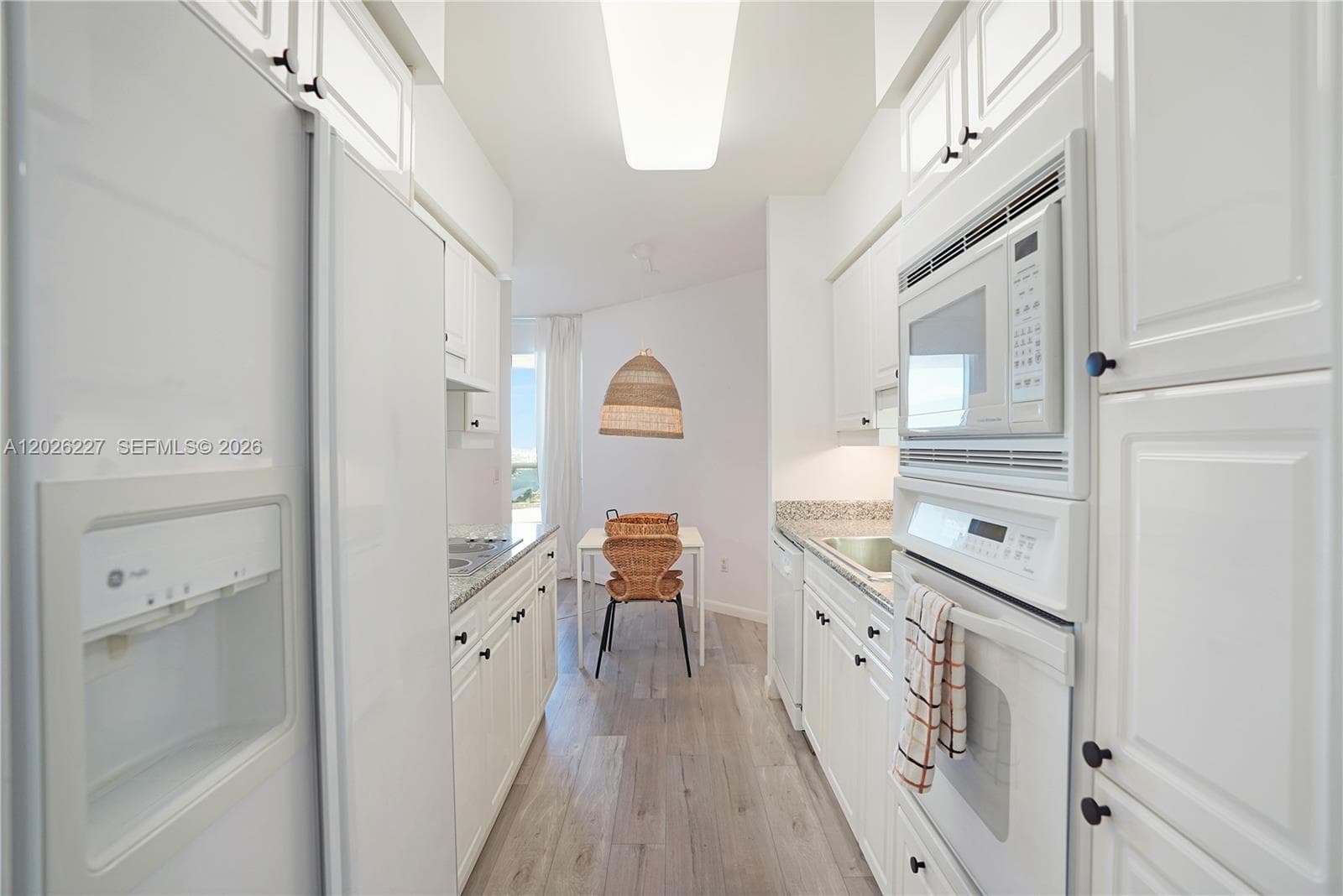 4779 Collins Ave 2908 photo 21