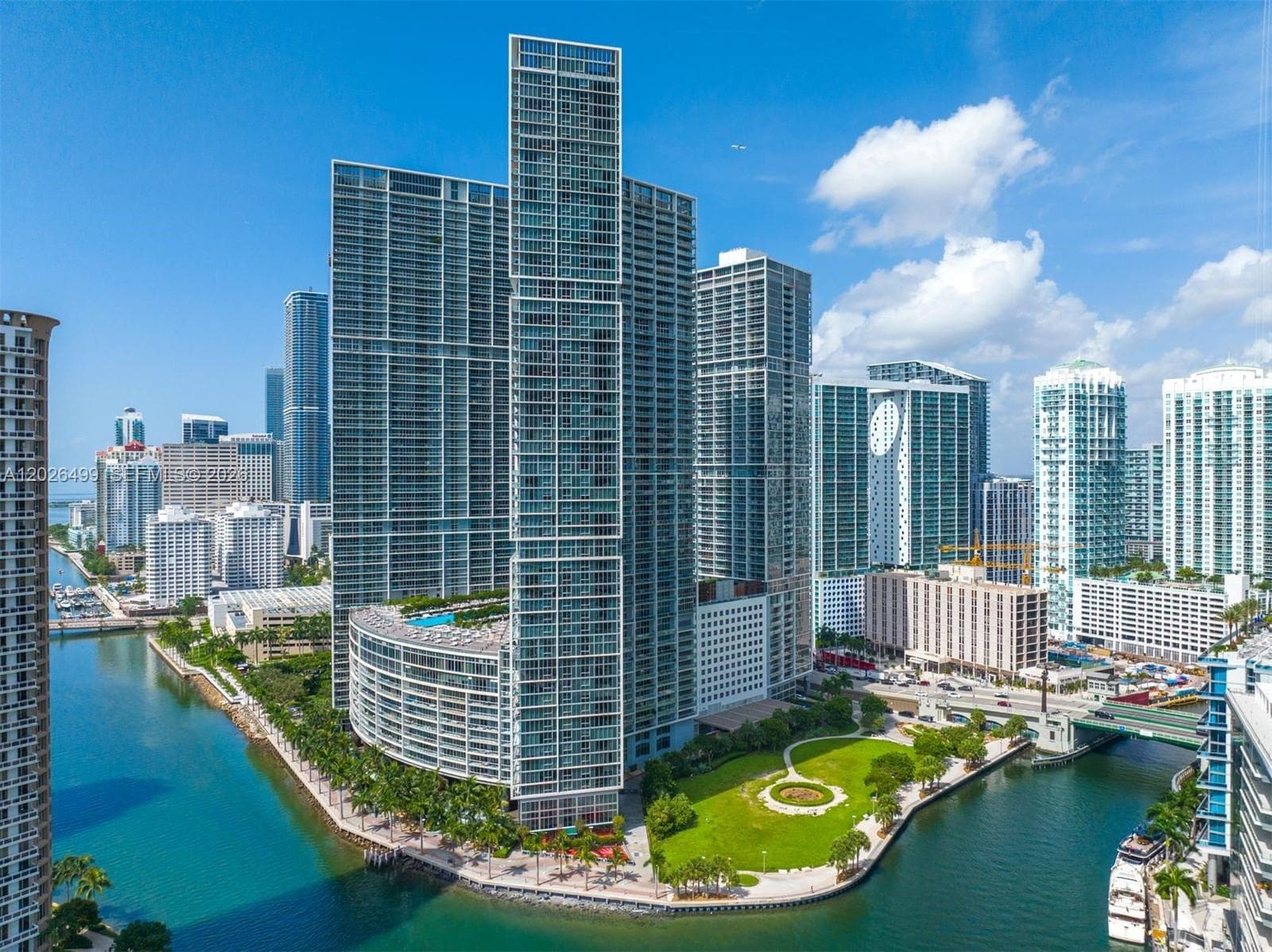 475 Brickell Ave 3513 photo 1