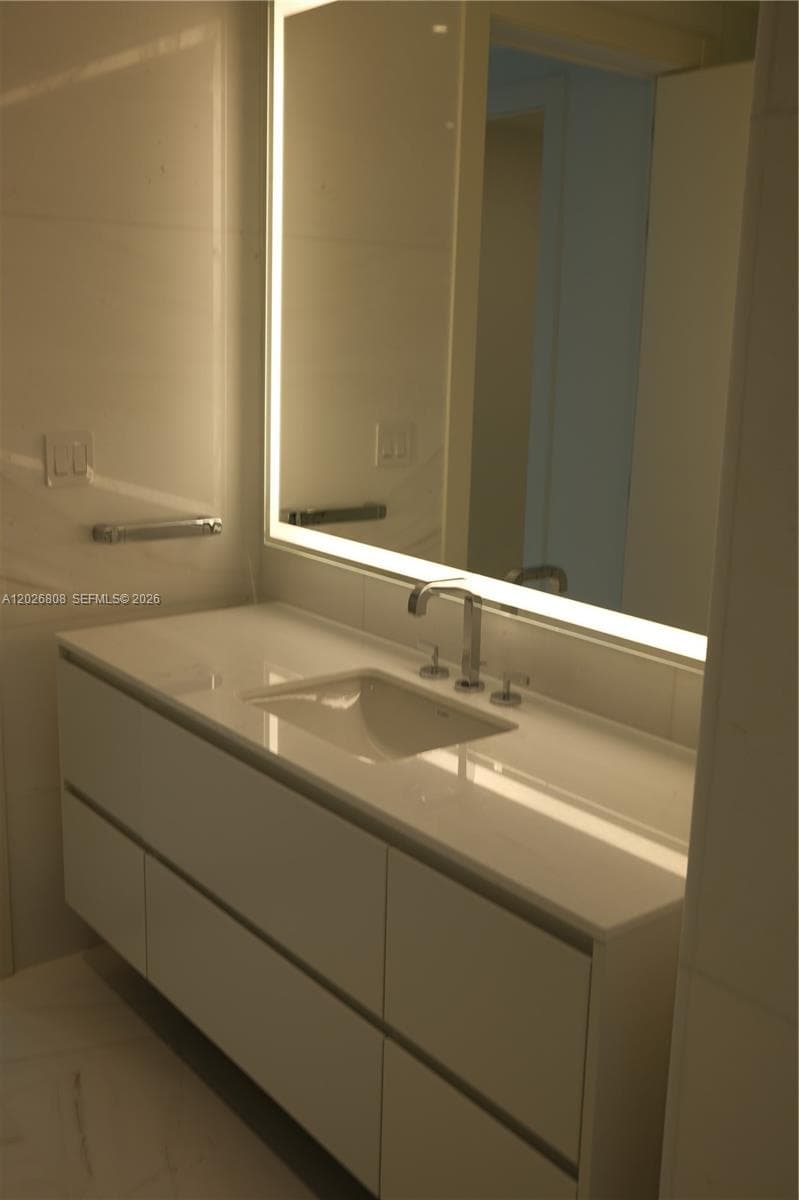 300 Biscayne Boulevard Way 2509W photo 6