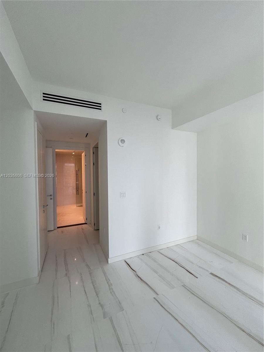 300 Biscayne Boulevard Way 2509W photo 10