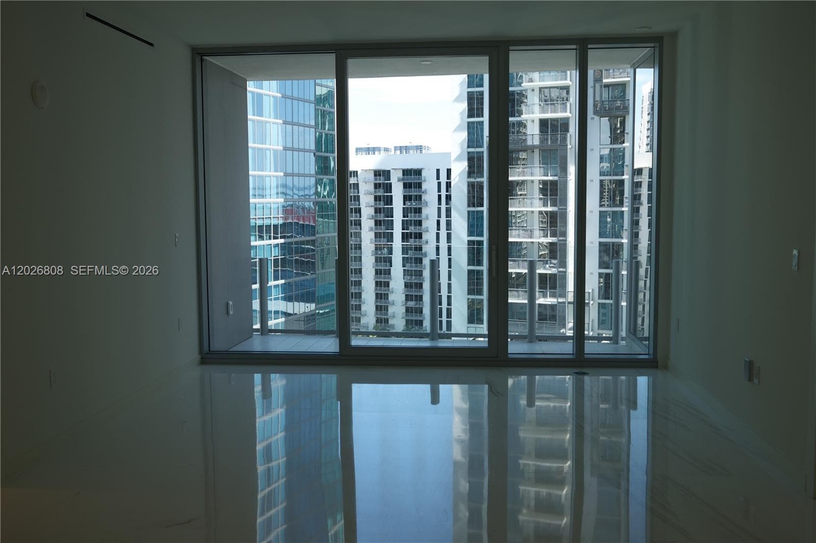 300 Biscayne Boulevard Way 2509W photo 4