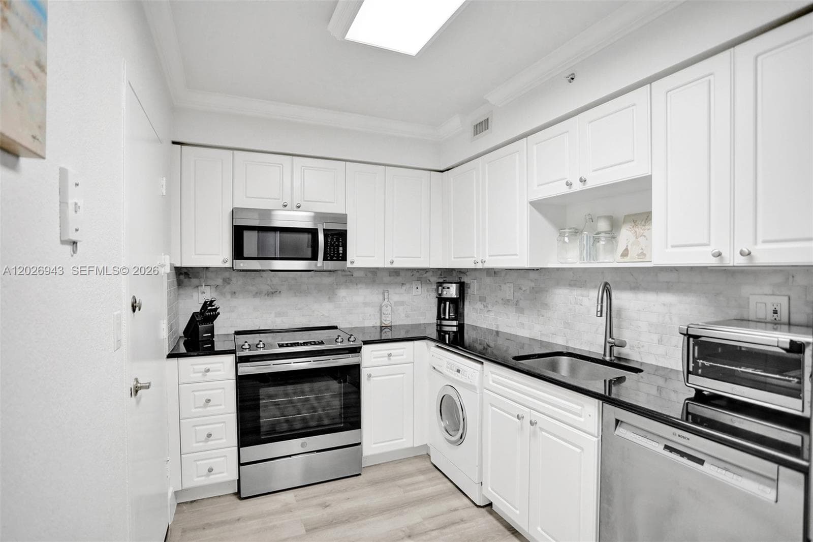 2501 S Ocean Dr 628 (Available August 3) photo 7