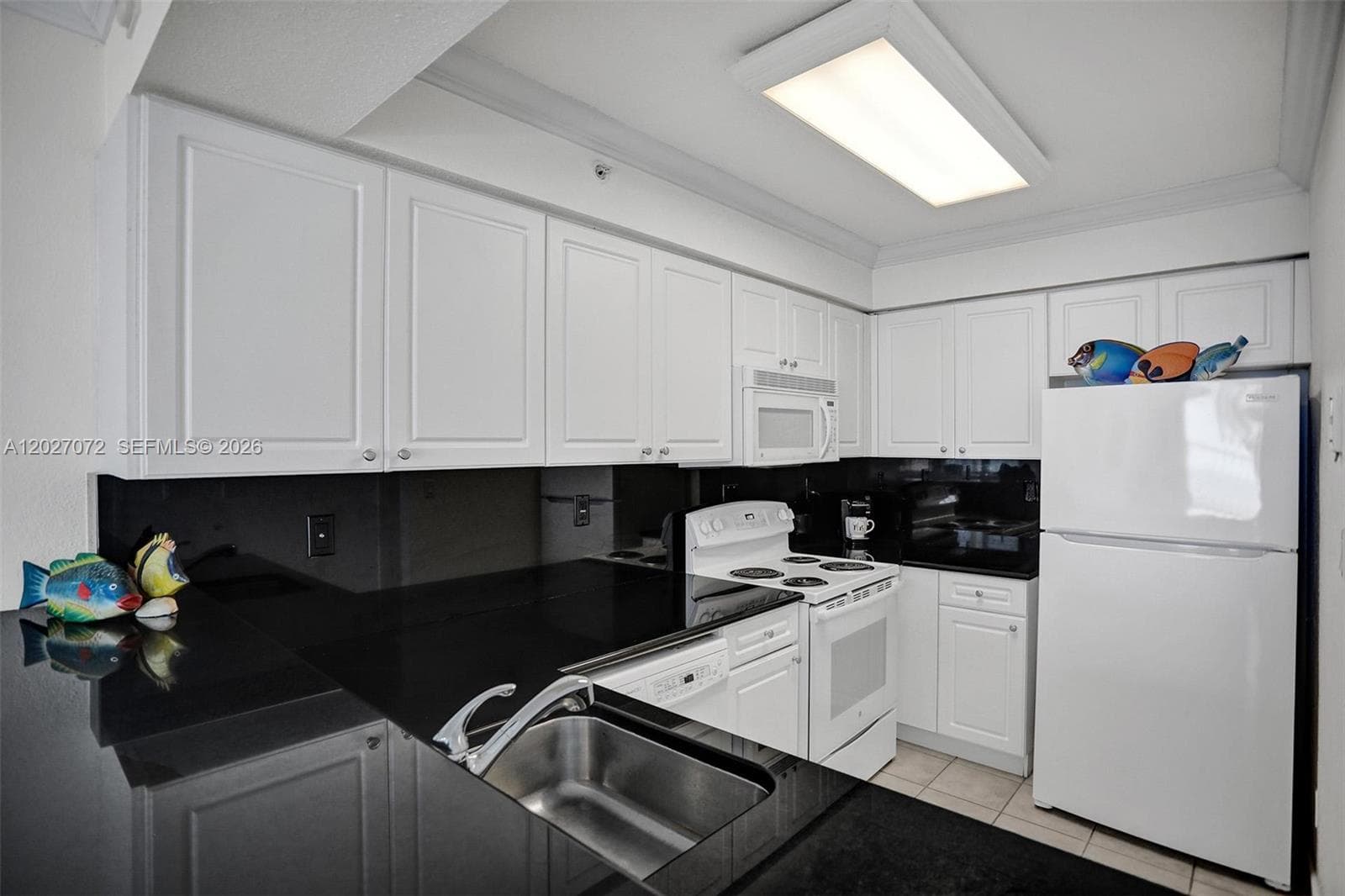 2501 S Ocean Dr 1219 (Available NOW) photo 17