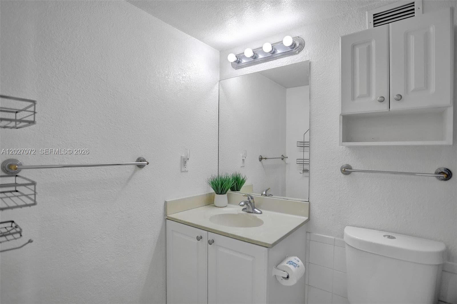 2501 S Ocean Dr 1219 (Available NOW) photo 24