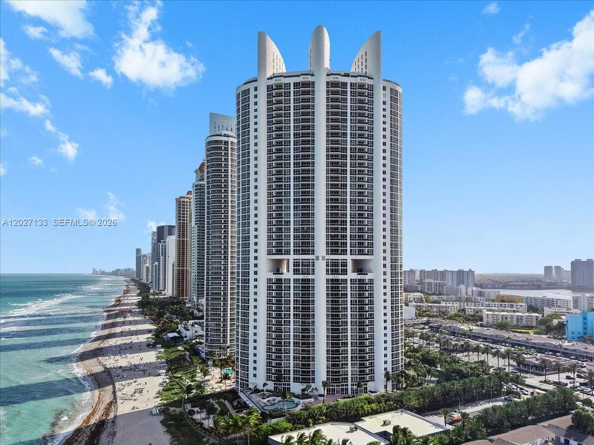 18201 Collins Ave 601A photo 5