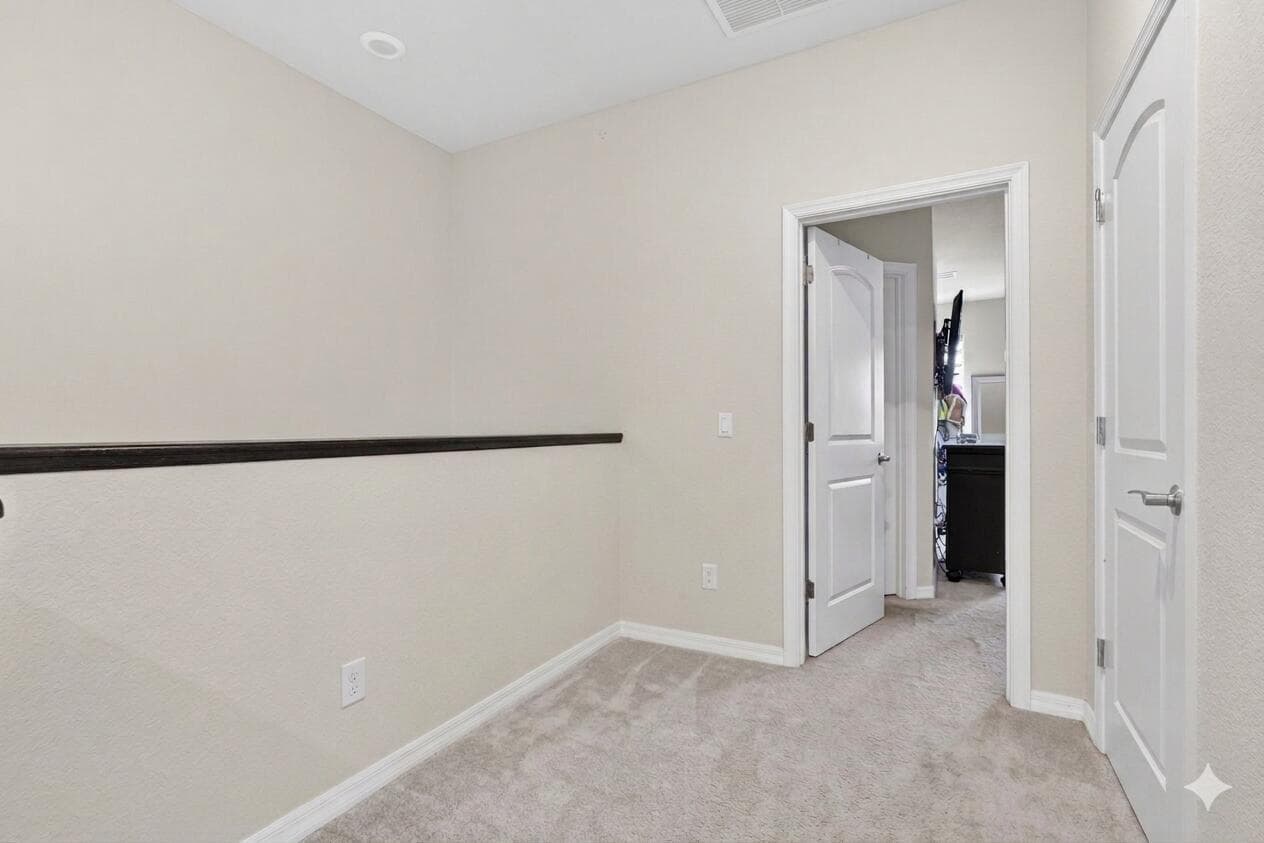 8347 Cadre Noir Road photo 8